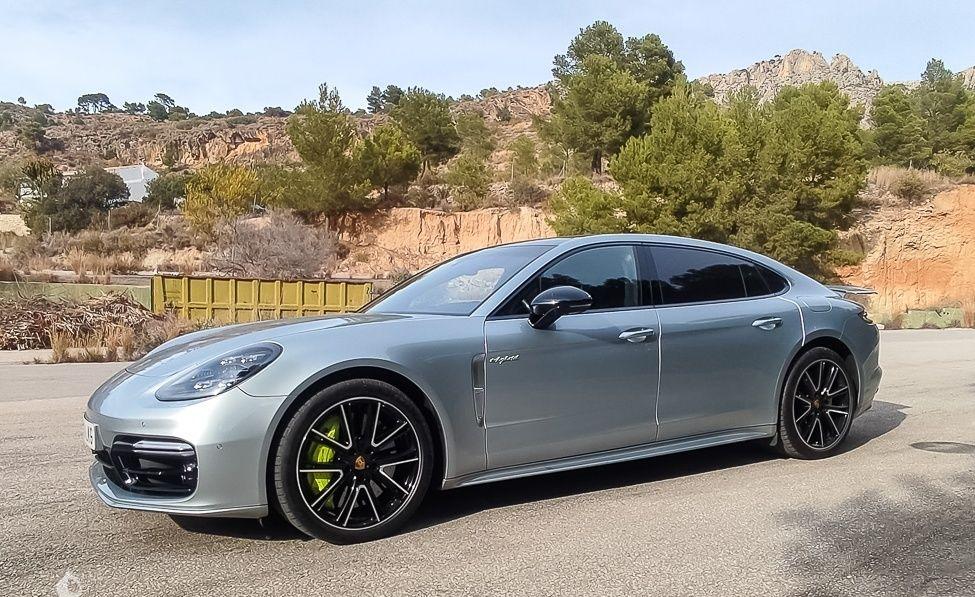 Porsche Panamera 2019 à vendre – Berline Sportive de Luxe