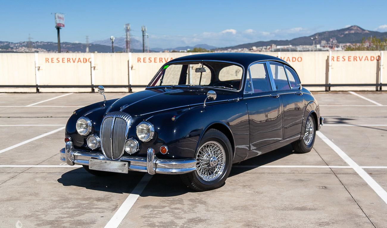 1964 Jaguar Daimler MK2 for Sale – Classic British Luxury Sports Sedan