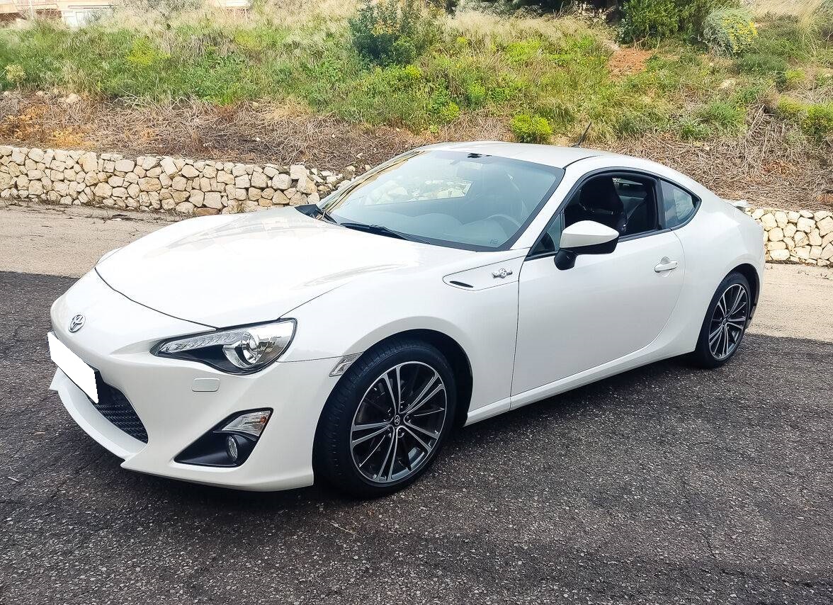 2013 Toyota GT86 zu verkaufen – Leichtes Sportcoupé mit Heckantrieb