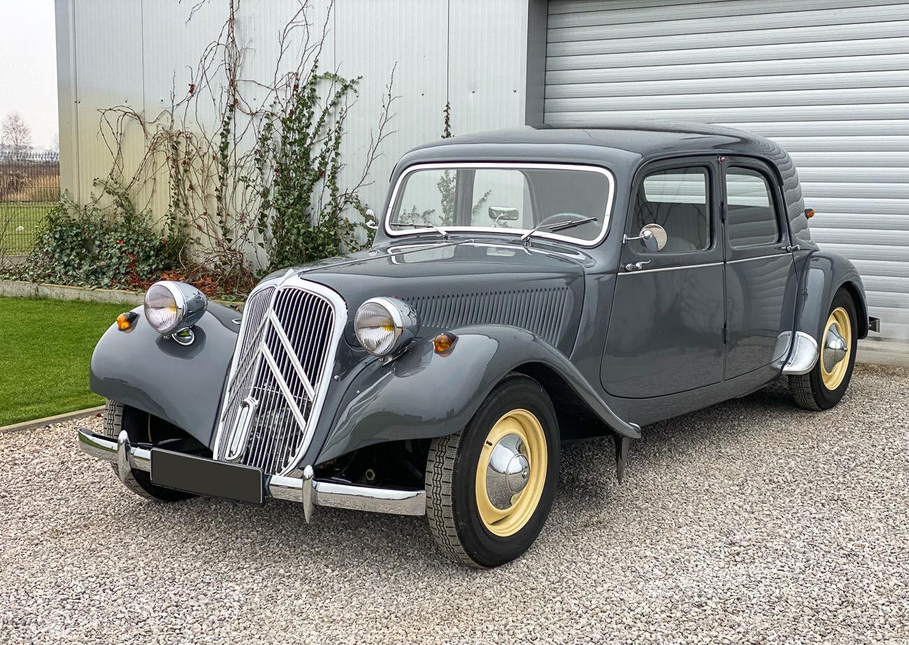 1953 Citroën Traction for Sale – Iconic French Classic Sedan