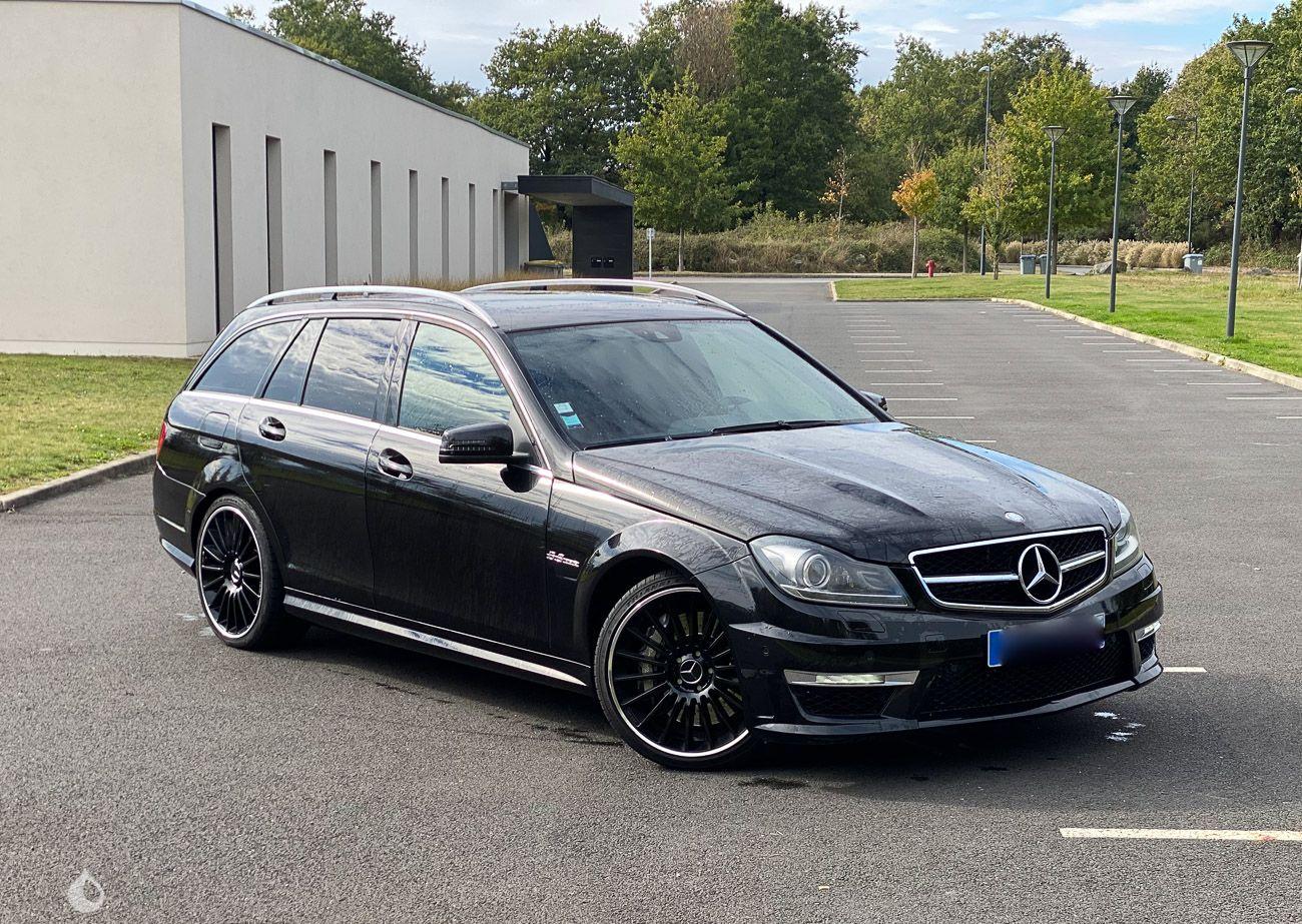 2011 Mercedes Classe C AMG à vendre – Berline sport luxe V8