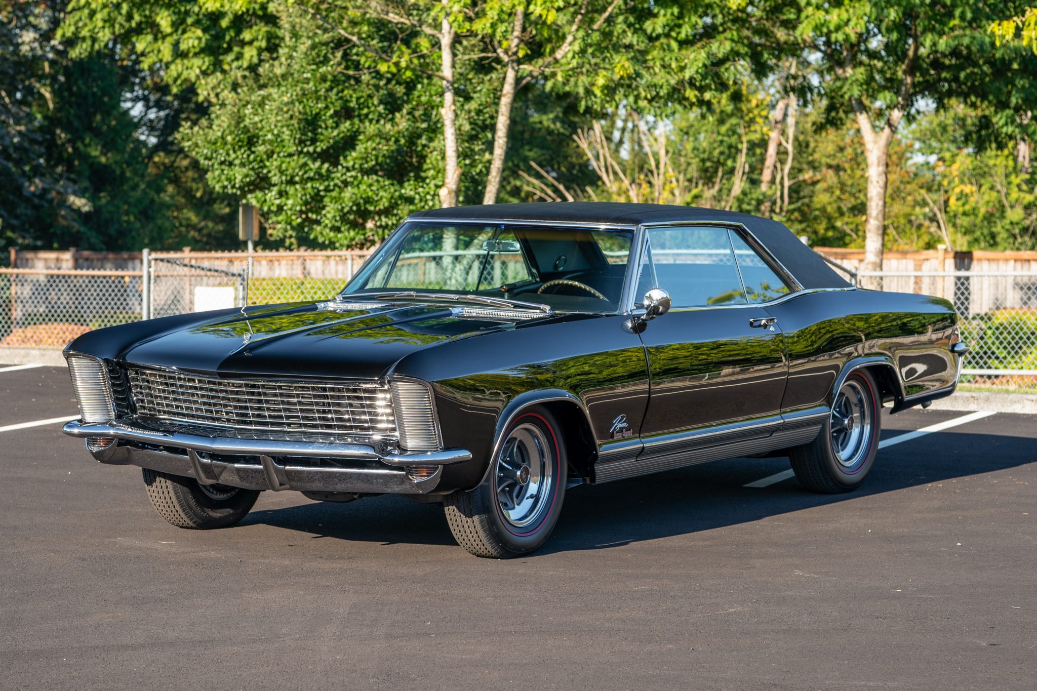 1965 Buick Riviera for Sale – Luxury American Personal Coupe Icon