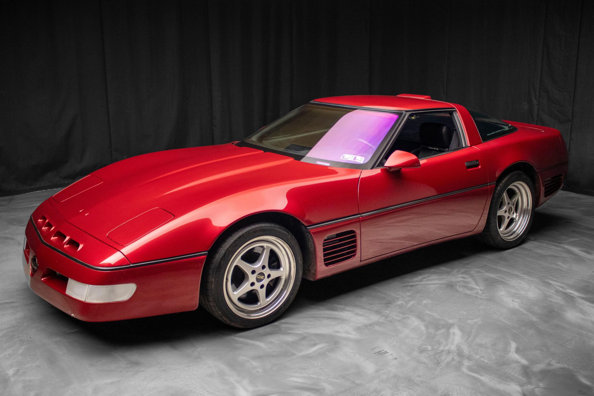1990 Chevrolet Corvette C4 for Sale – Classic American V8 Sports Car Icon