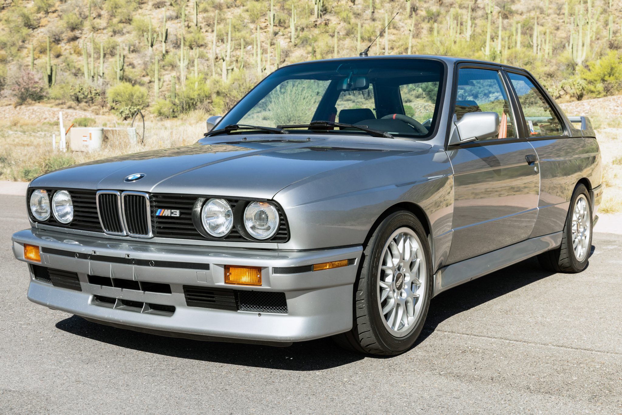1988 BMW E30 M3 zu verkaufen – Legendäre Homologations Sportlimousine