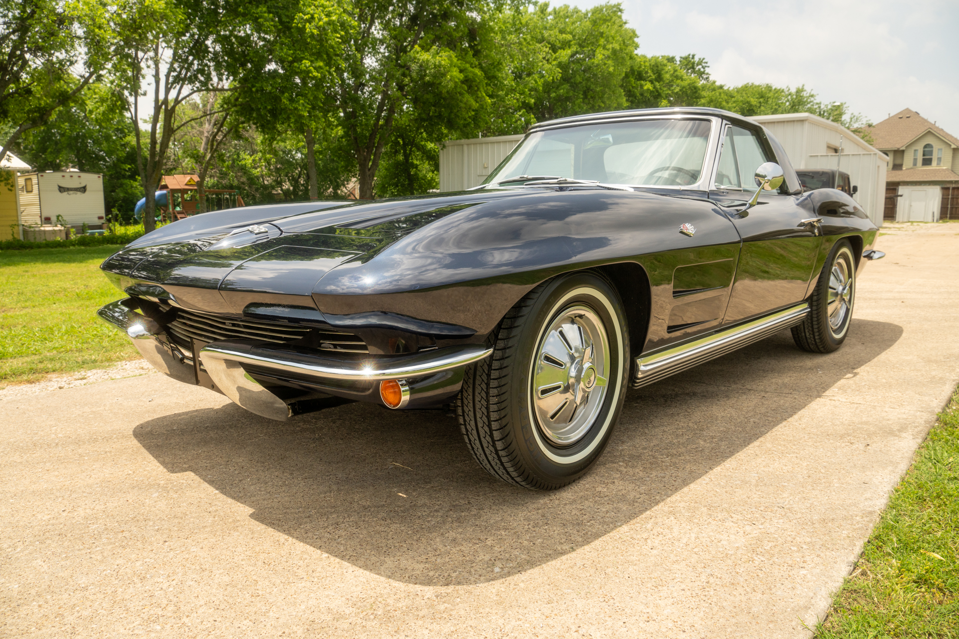 1964 Chevrolet Corvette C2 for Sale – Early Sting Ray Classic Icon
