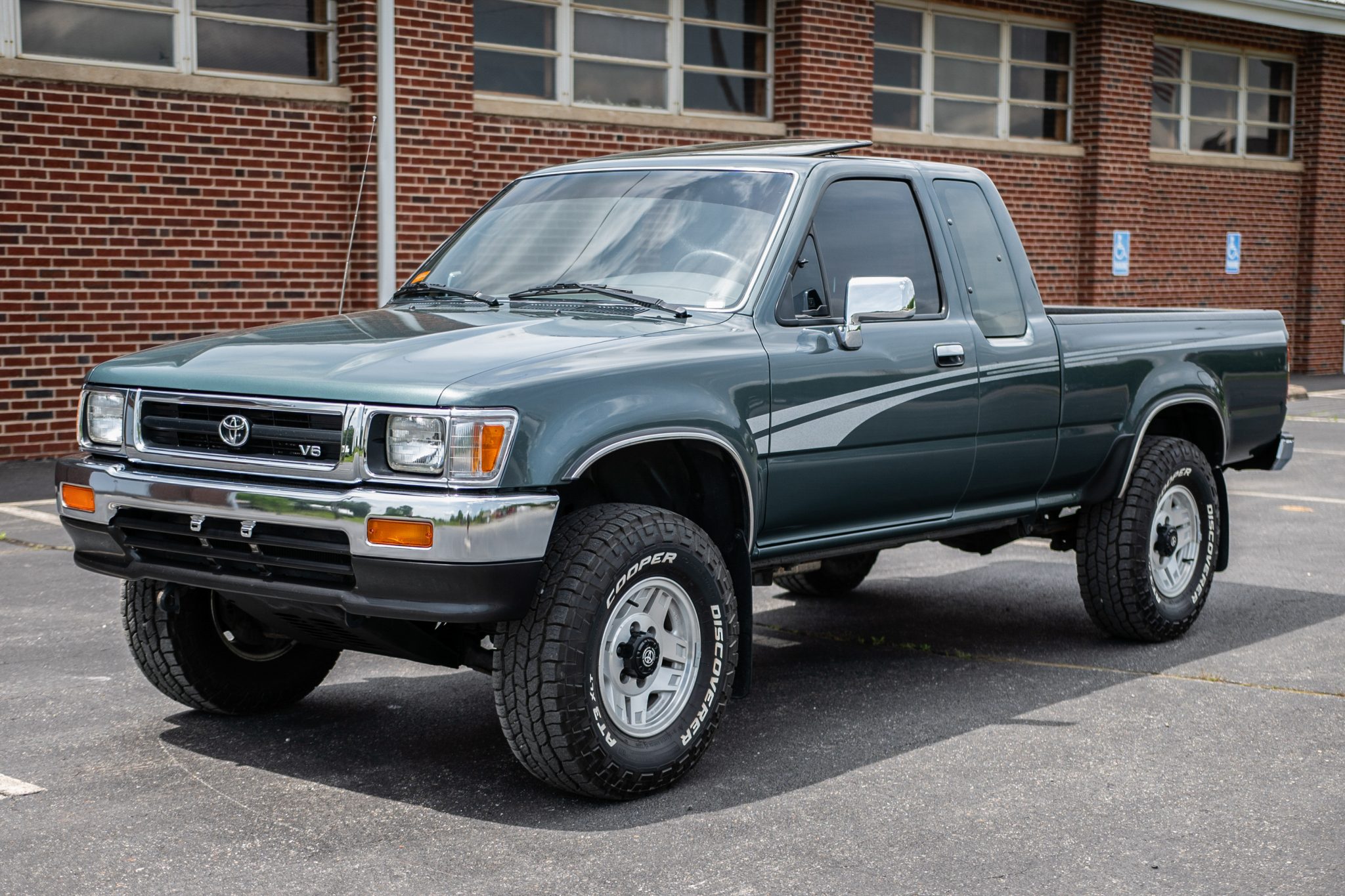 1993 Toyota Pickup zu verkaufen – Robuster und zuverlässiger Klassiker