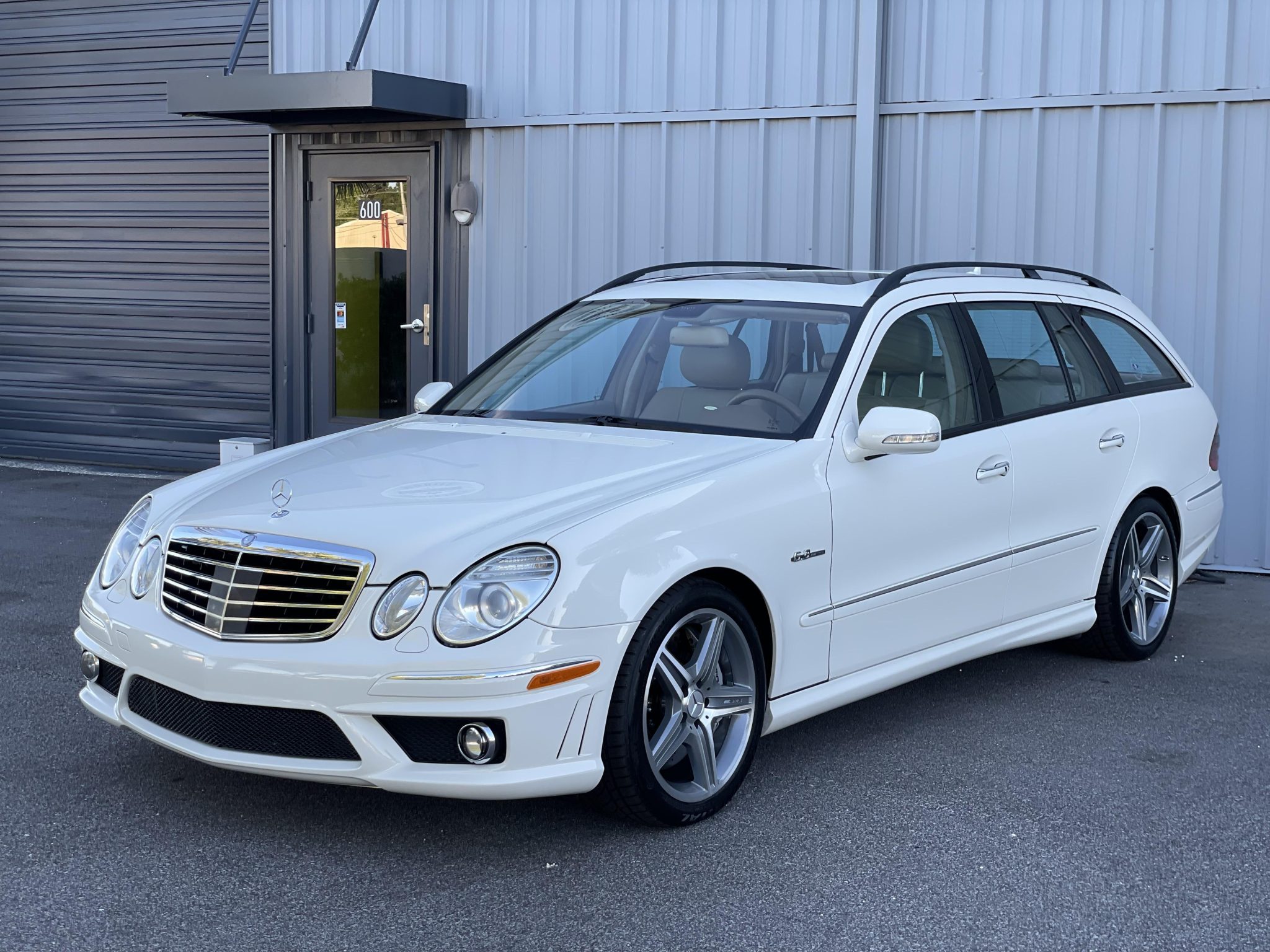 2009 Mercedes-Benz W211 E-Class AMG zu verkaufen – Performance Luxuslimousine