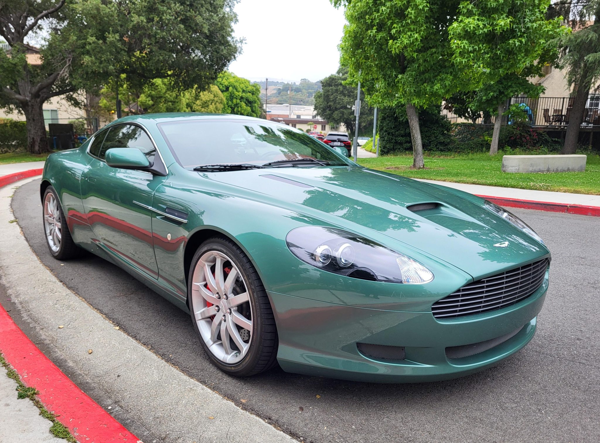 2005 Aston Martin DB9 à vendre – Grand tourisme britannique V12 élégant