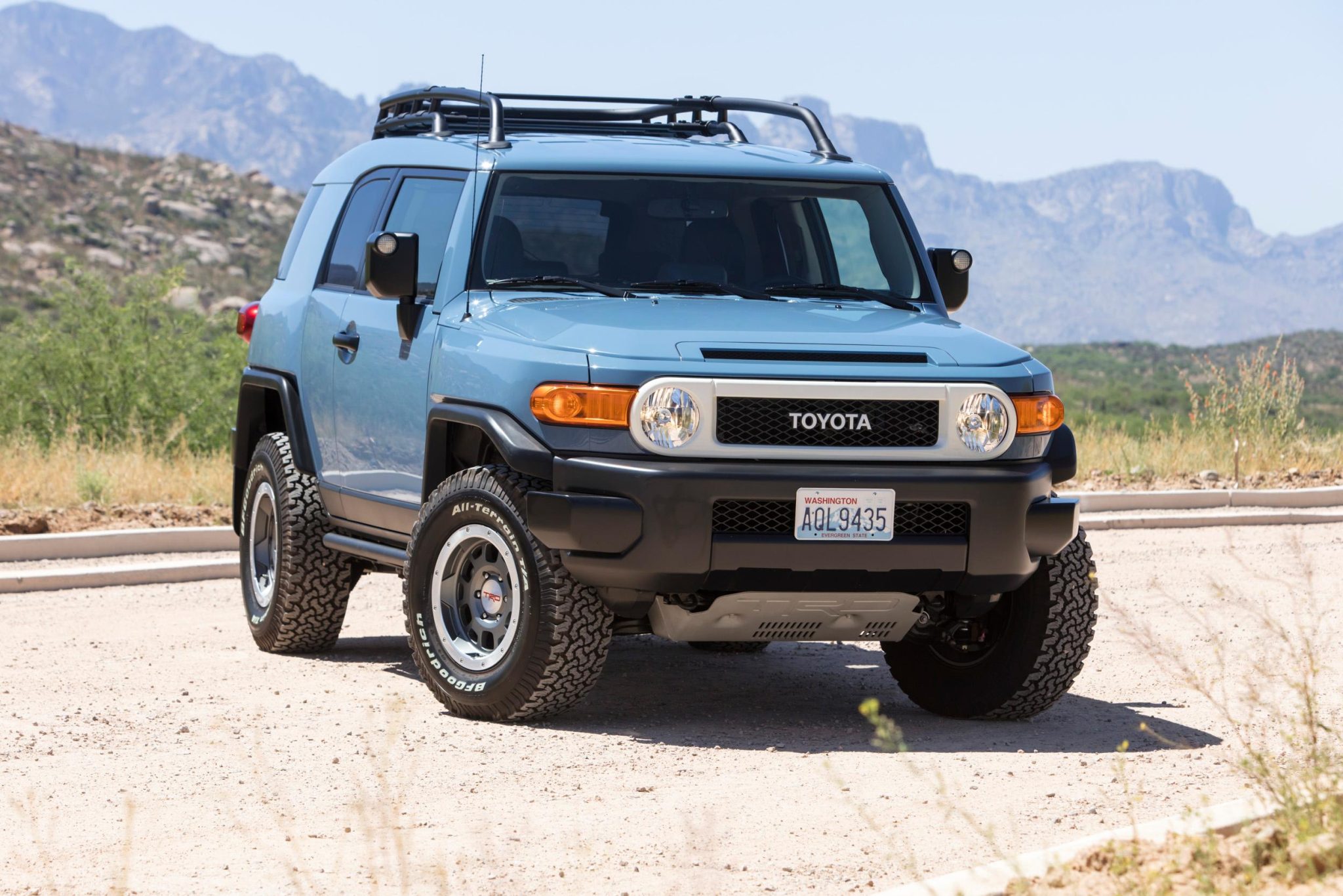 2014 Toyota FJ Cruiser for Sale – Rugged Off-Road Icon