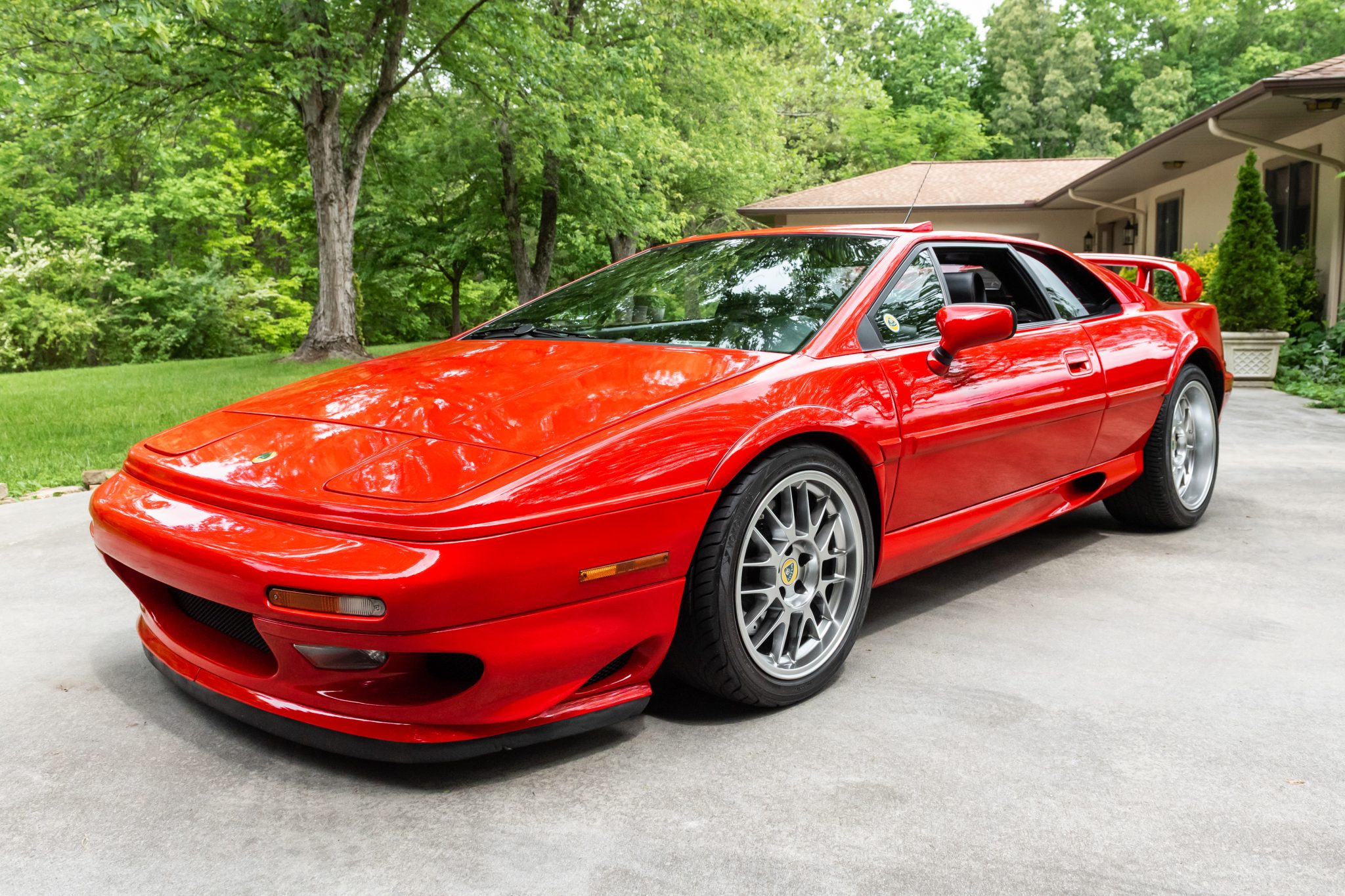 2002 Lotus Esprit for Sale – Final Generation British Supercar