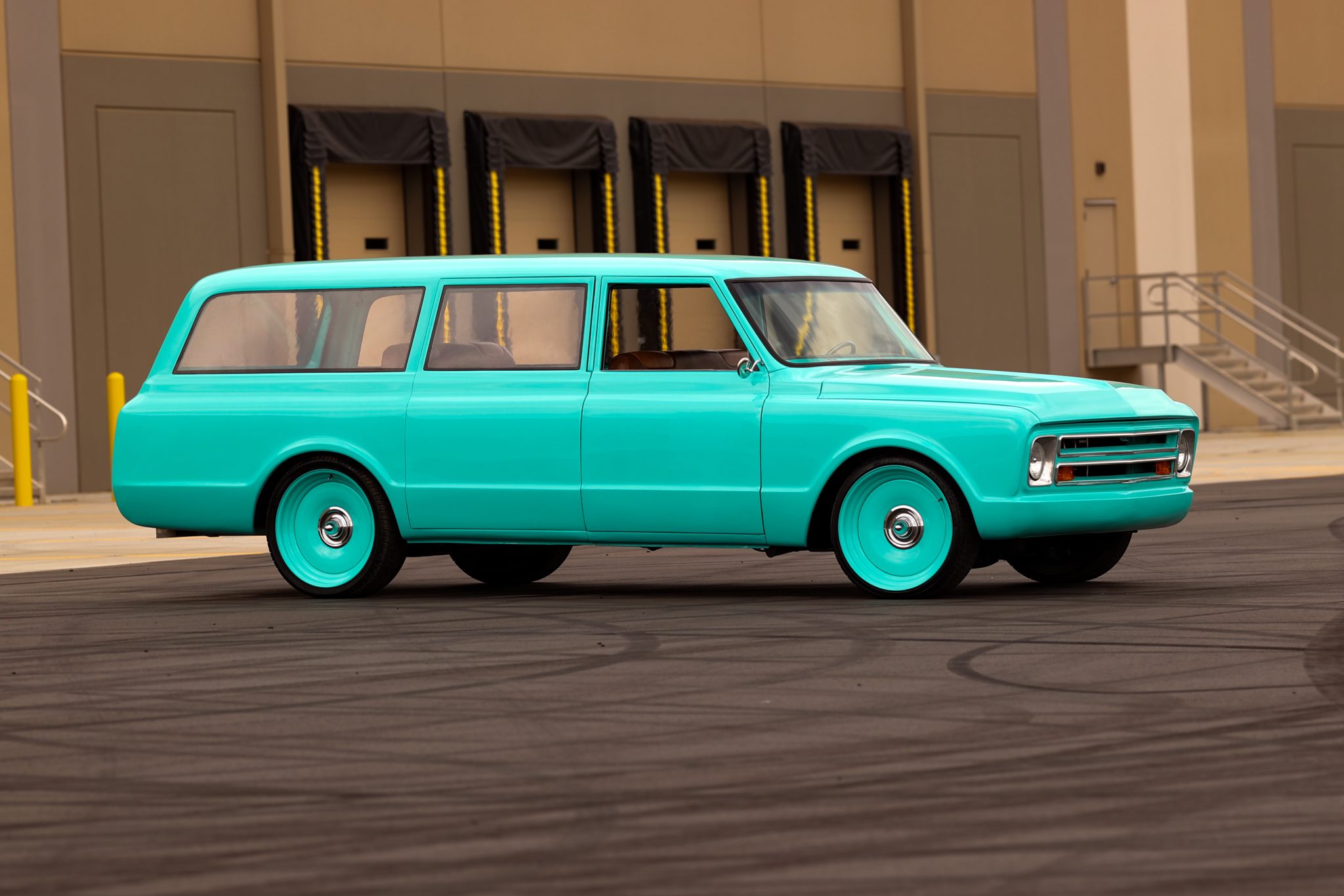 1968 Chevrolet Suburban for Sale – Classic American Utility Legend