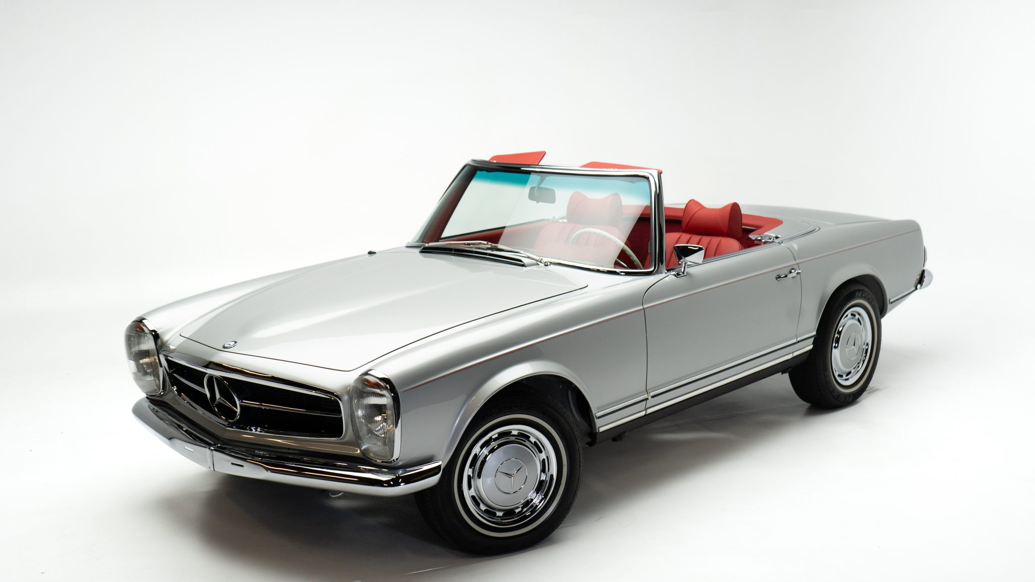 1971 Mercedes-Benz W113 SL for Sale – Elegant Pagoda Roadster Icon