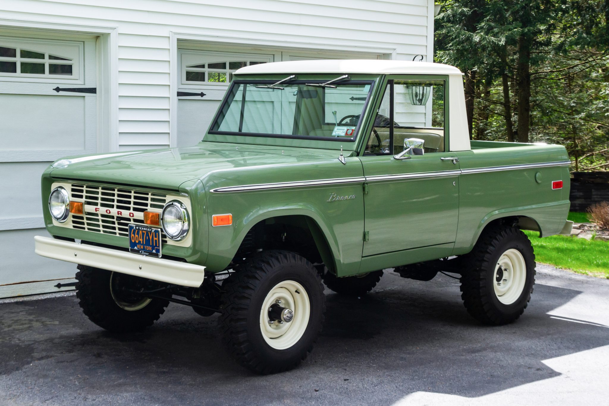 1971 Ford Bronco U13/U14/U15 for Sale – Classic 1966–1977 4x4 Icon