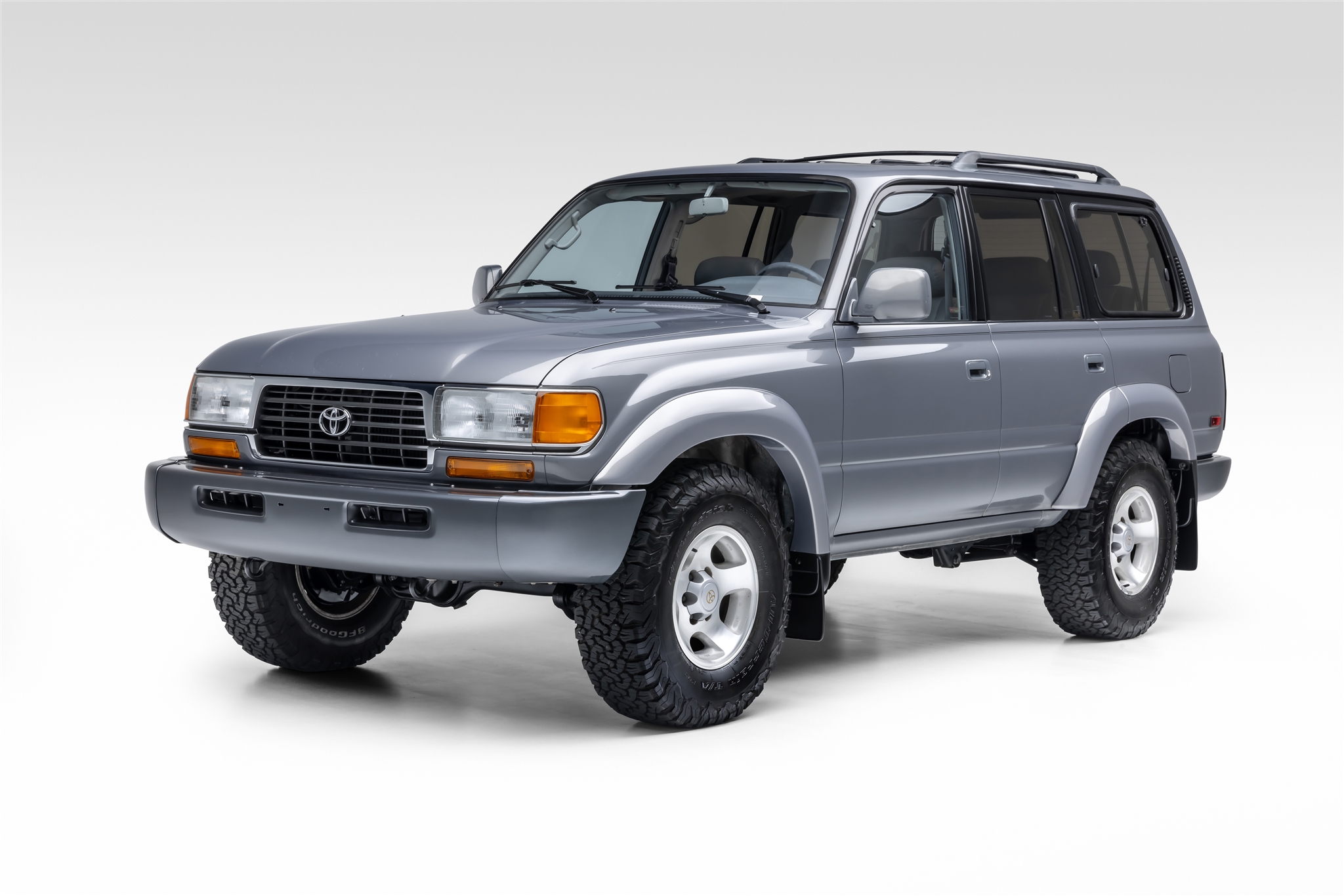 Toyota Land Cruiser Série 80 1995 à vendre – Légende 4x4 d’expédition