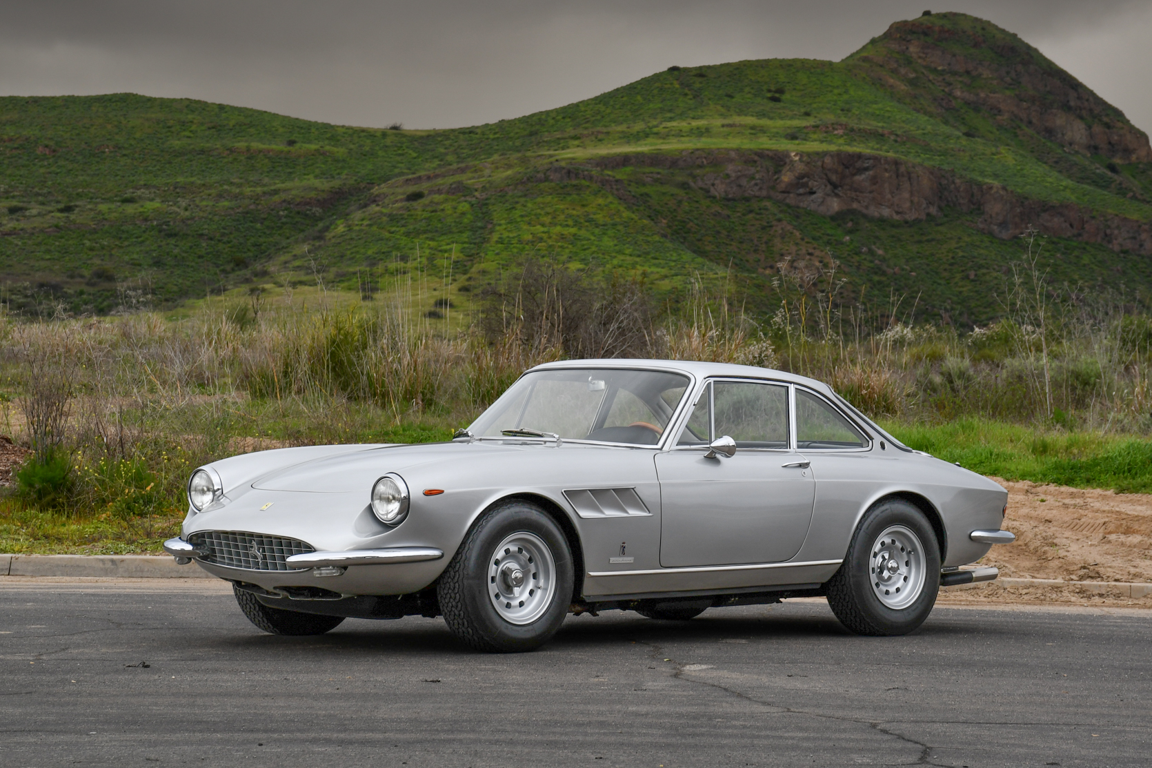 1968 Ferrari 330 GTC for Sale – Elegant V12 Grand Touring Classic with Collector Prestige