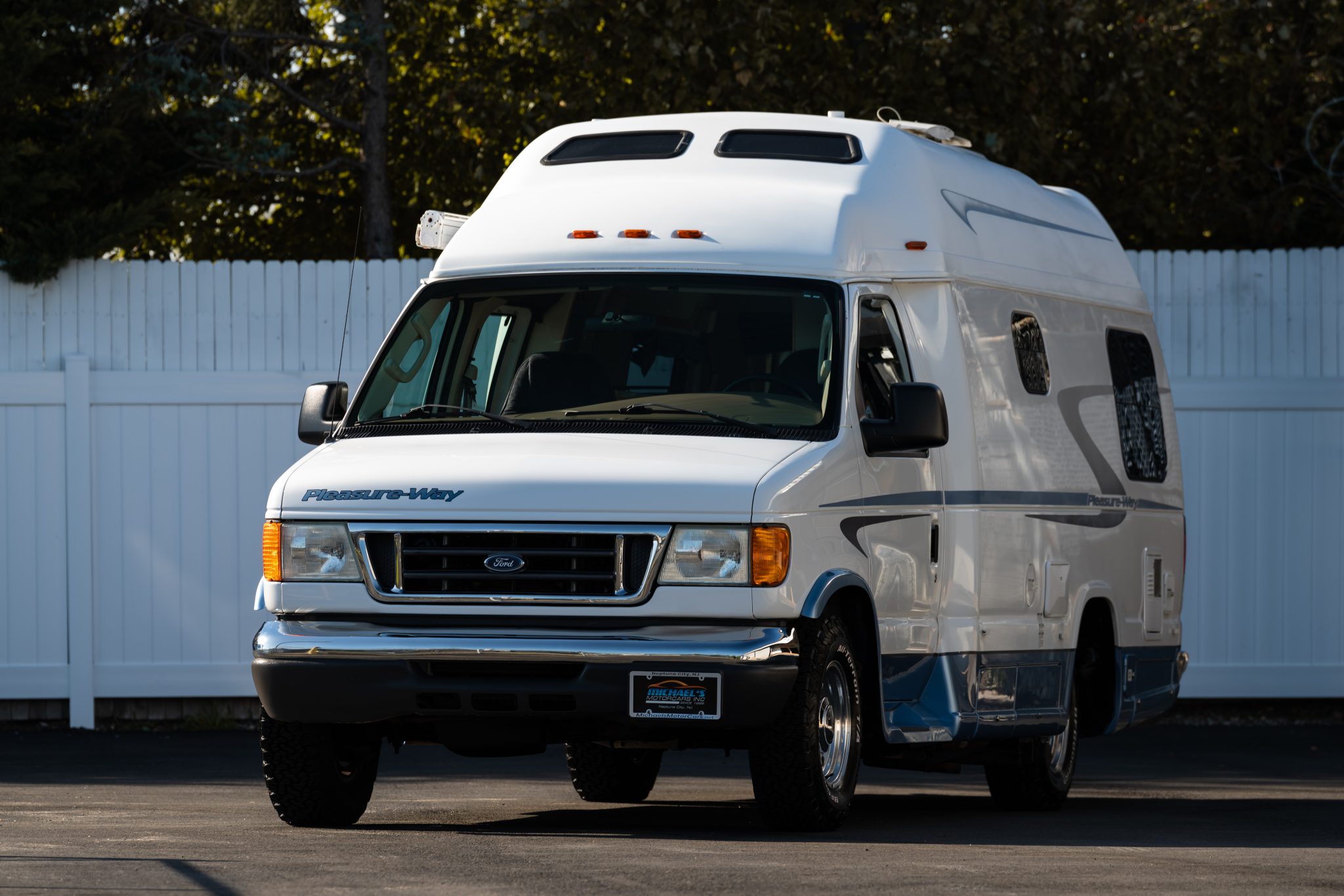 Ford Econoline Van 2006 zu verkaufen – Robuster amerikanischer Nutzvan