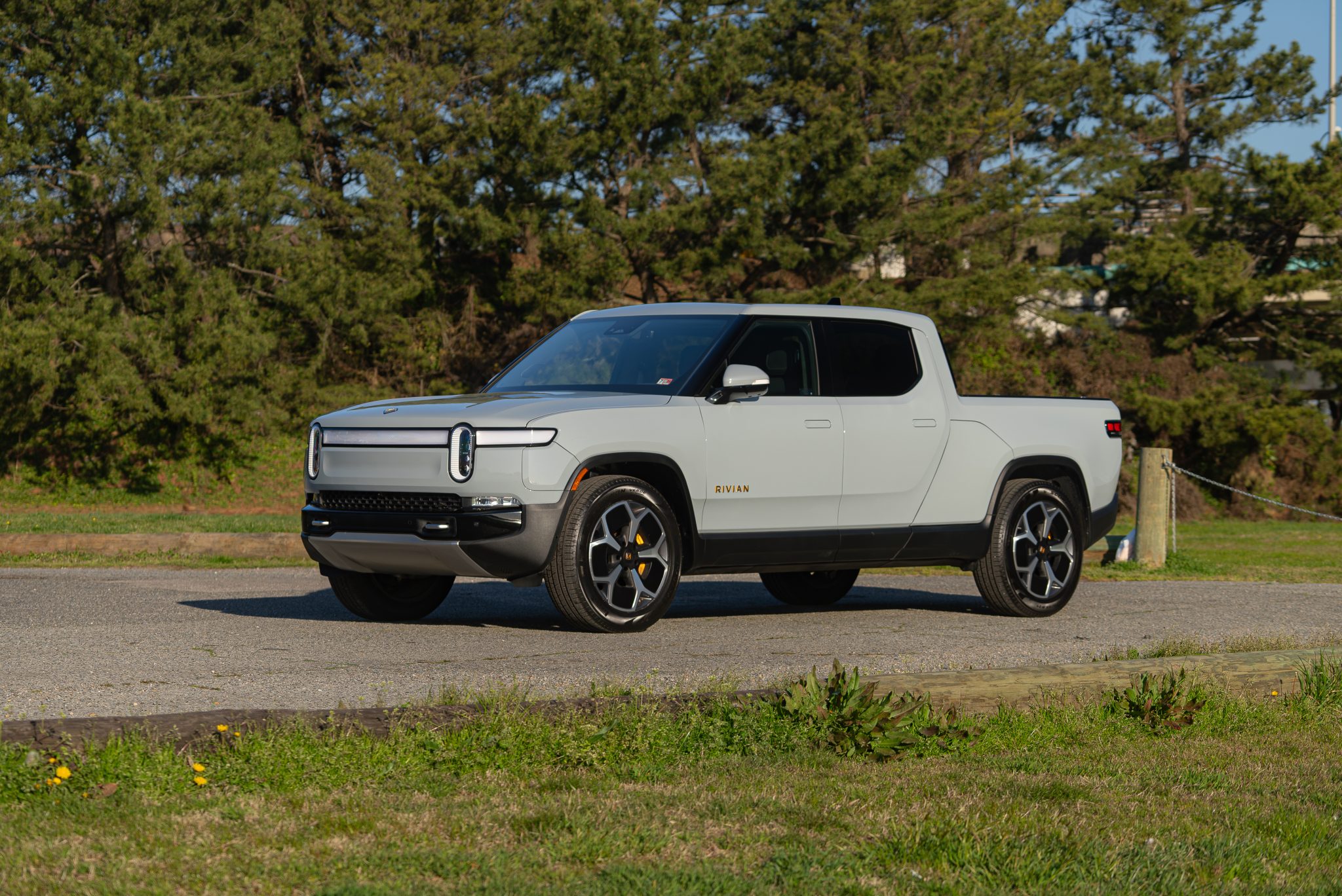 Rivian R1T 2022 zu verkaufen – Elektrischer Abenteuer-Pickup