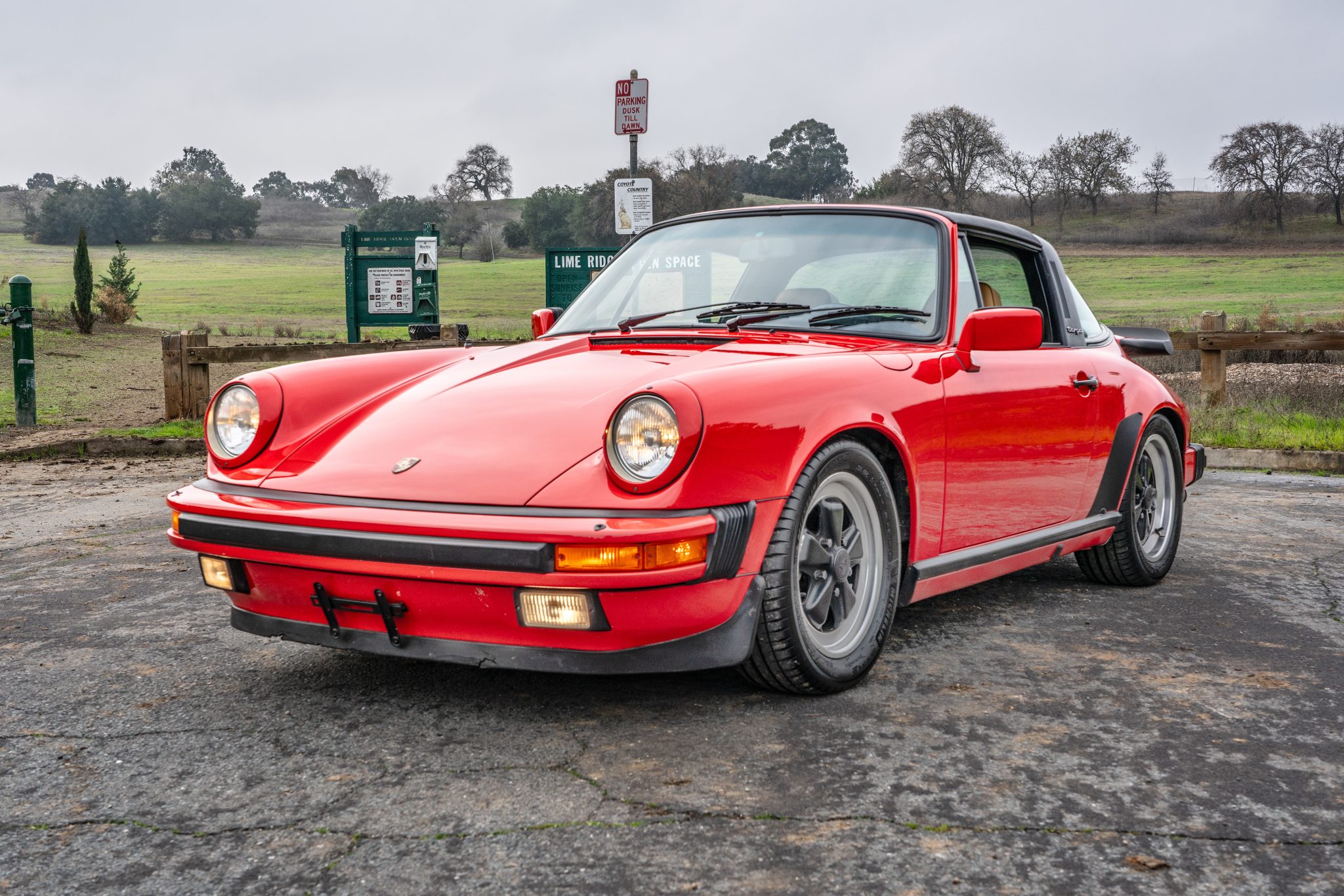 1984 Porsche 911 Carrera 3.2 for Sale – Air-Cooled Performance and Timeless Porsche Heritage
