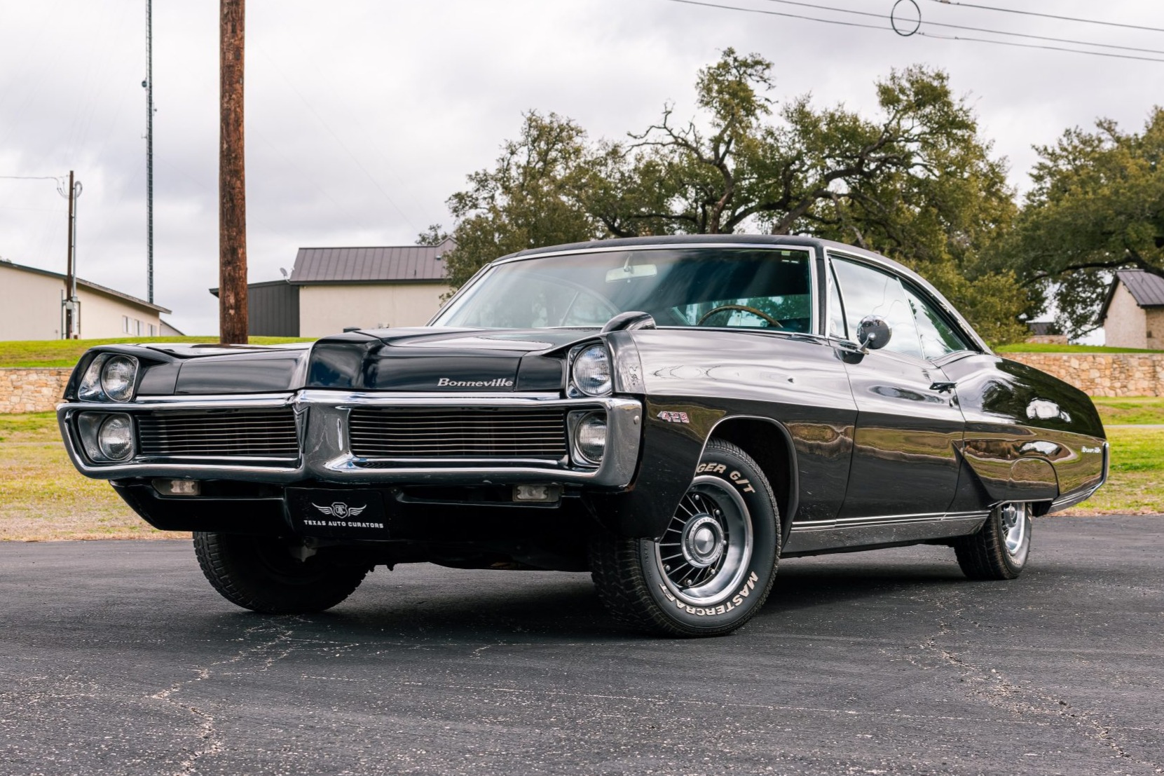 Pontiac Bonneville 1967 à vendre – Luxe américain, puissance V8 et prestige classique