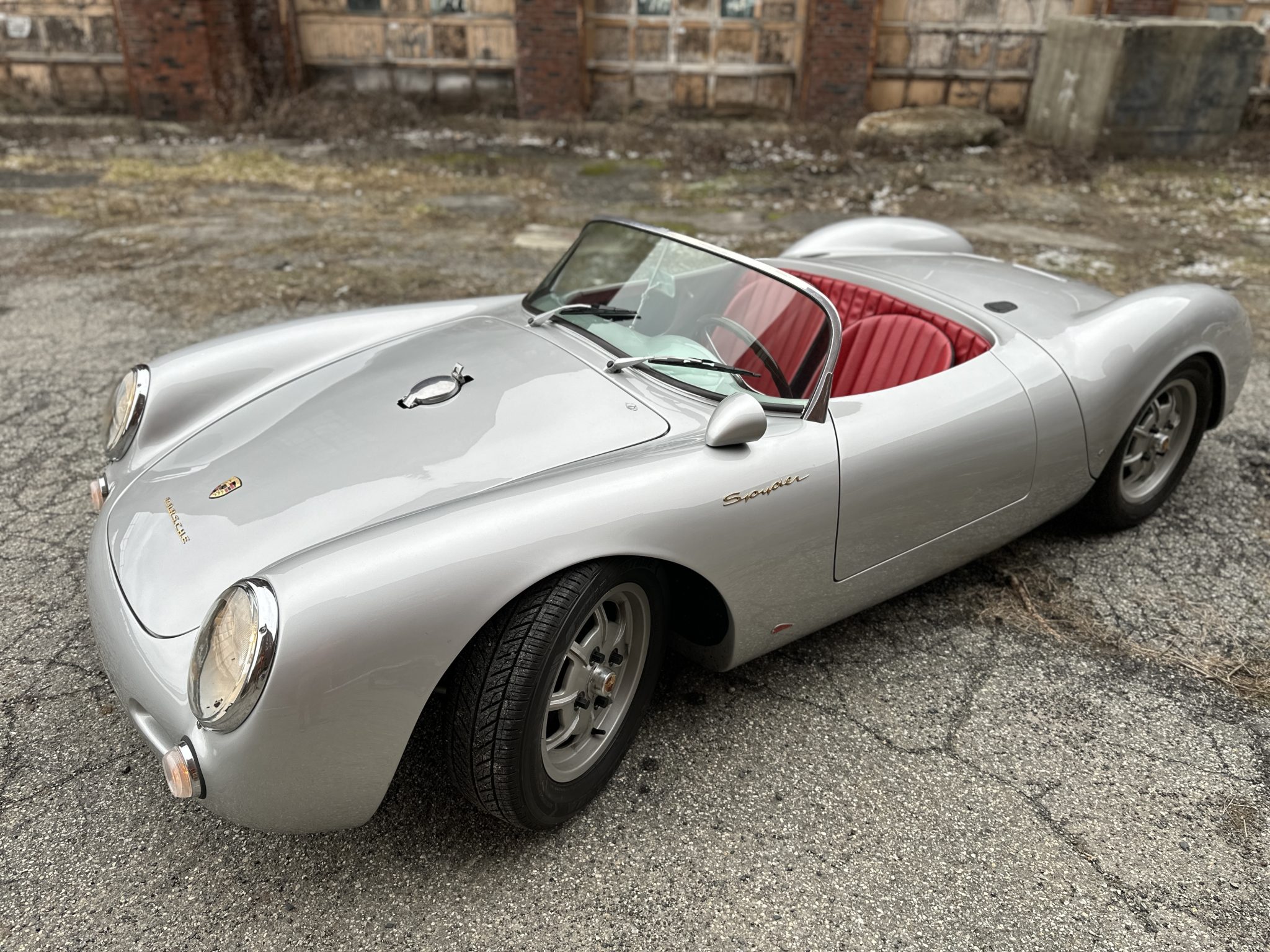 1955 Porsche 550 Spyder Replica for Sale – Racing Heritage and Lightweight Sports Car Spirit