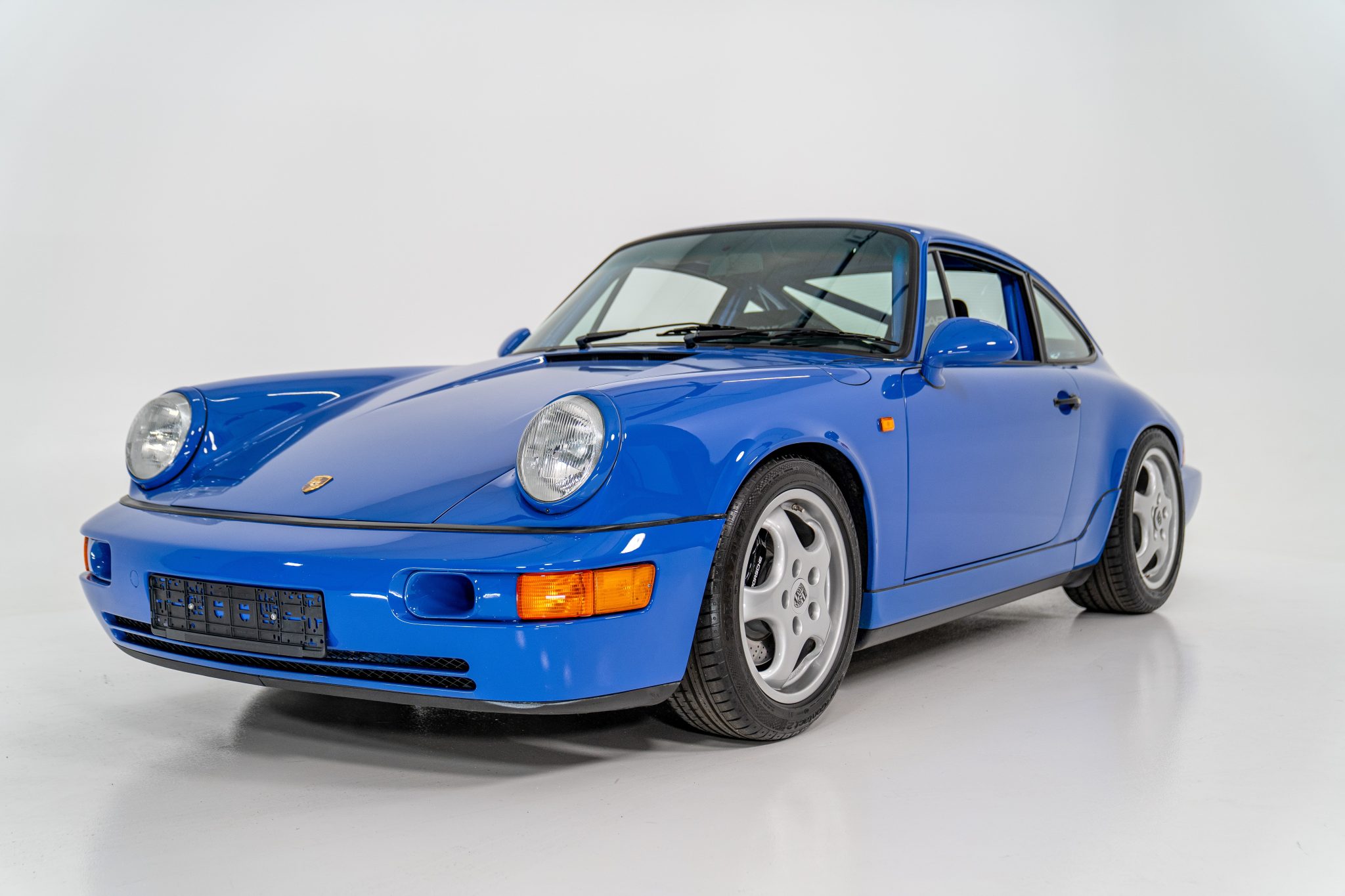 1992 Porsche 964 911 for Sale – Air-Cooled Heritage, Timeless Performance, and Collector Appeal