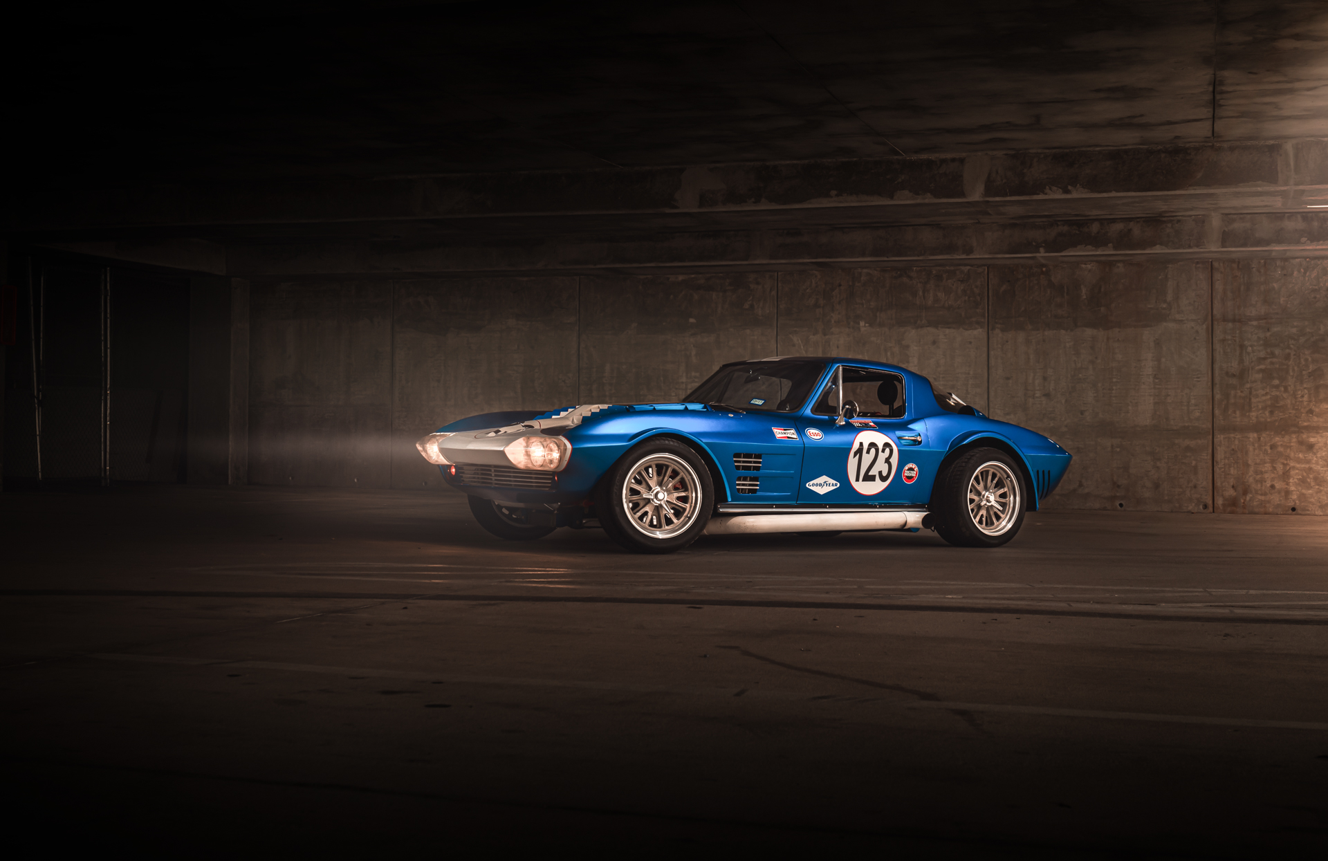 1963 Chevrolet Corvette C2 for Sale – Split-Window Sting Ray Icon