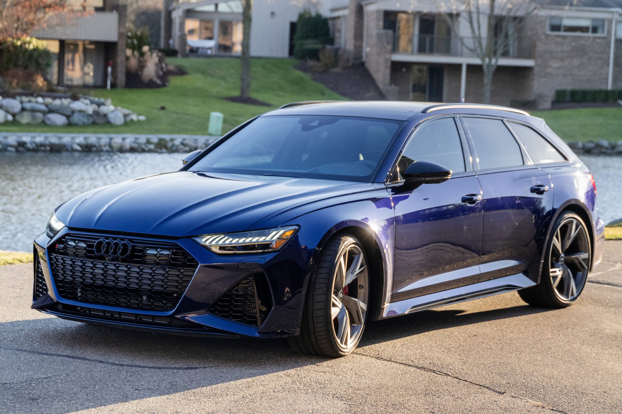 Audi RS6 2021 zu verkaufen – Moderne High-Performance-Avant-Ikone