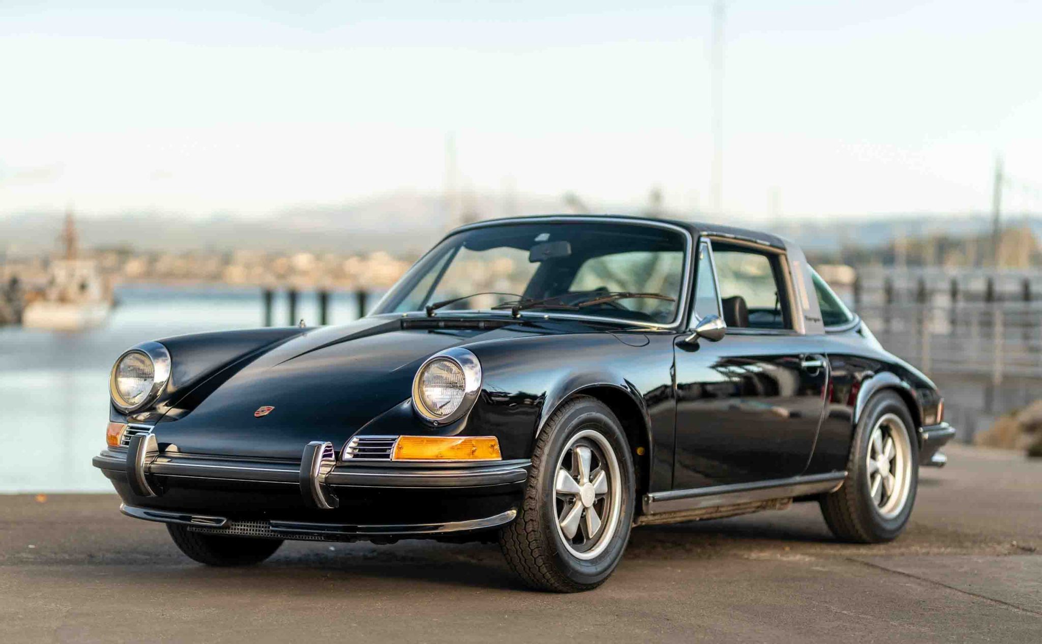1972 Porsche LWB 911T for Sale – Classic Long-Wheelbase 911 Icon
