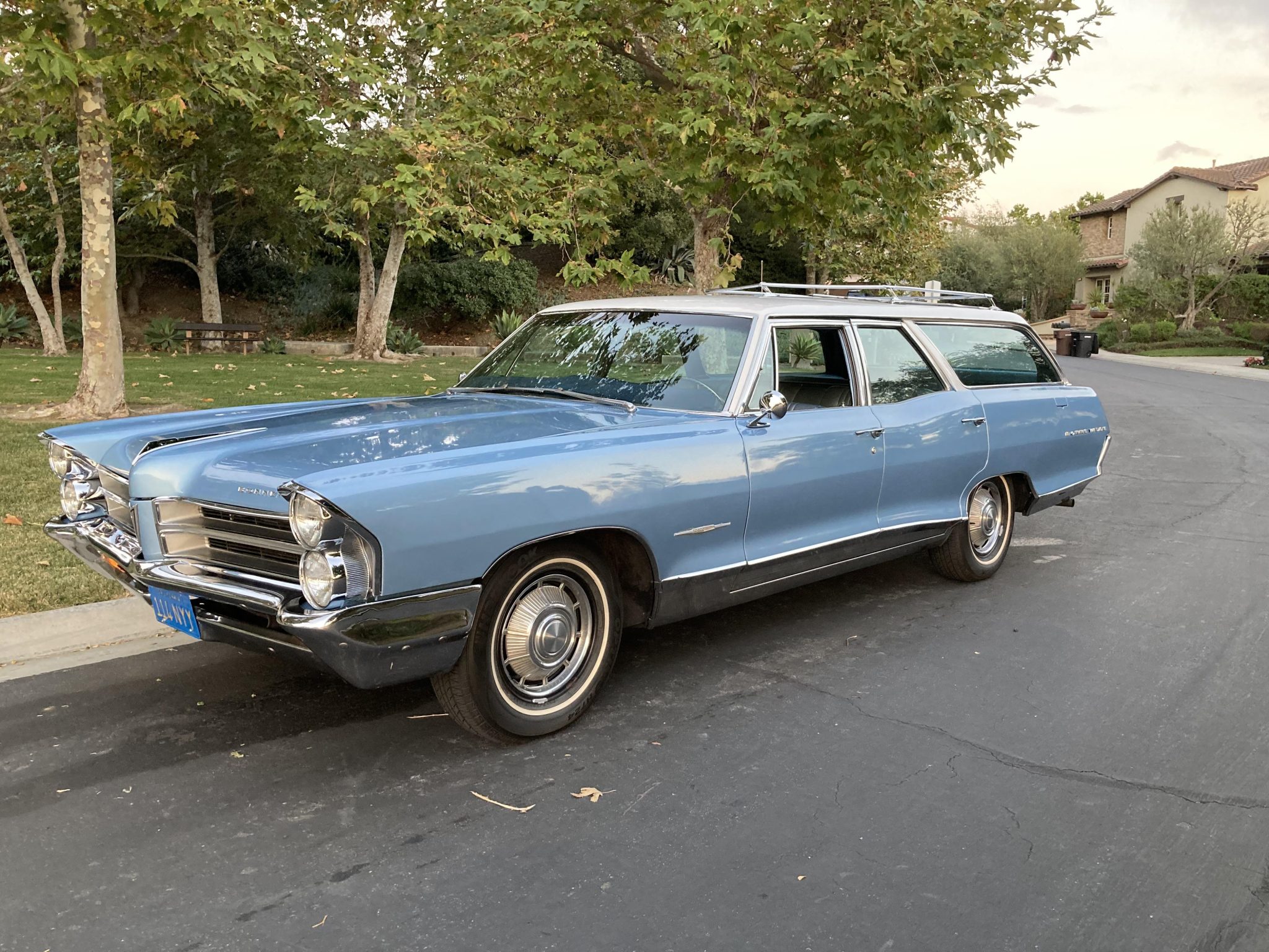1965 Pontiac Bonneville for Sale – Full-Size American Luxury Cruiser