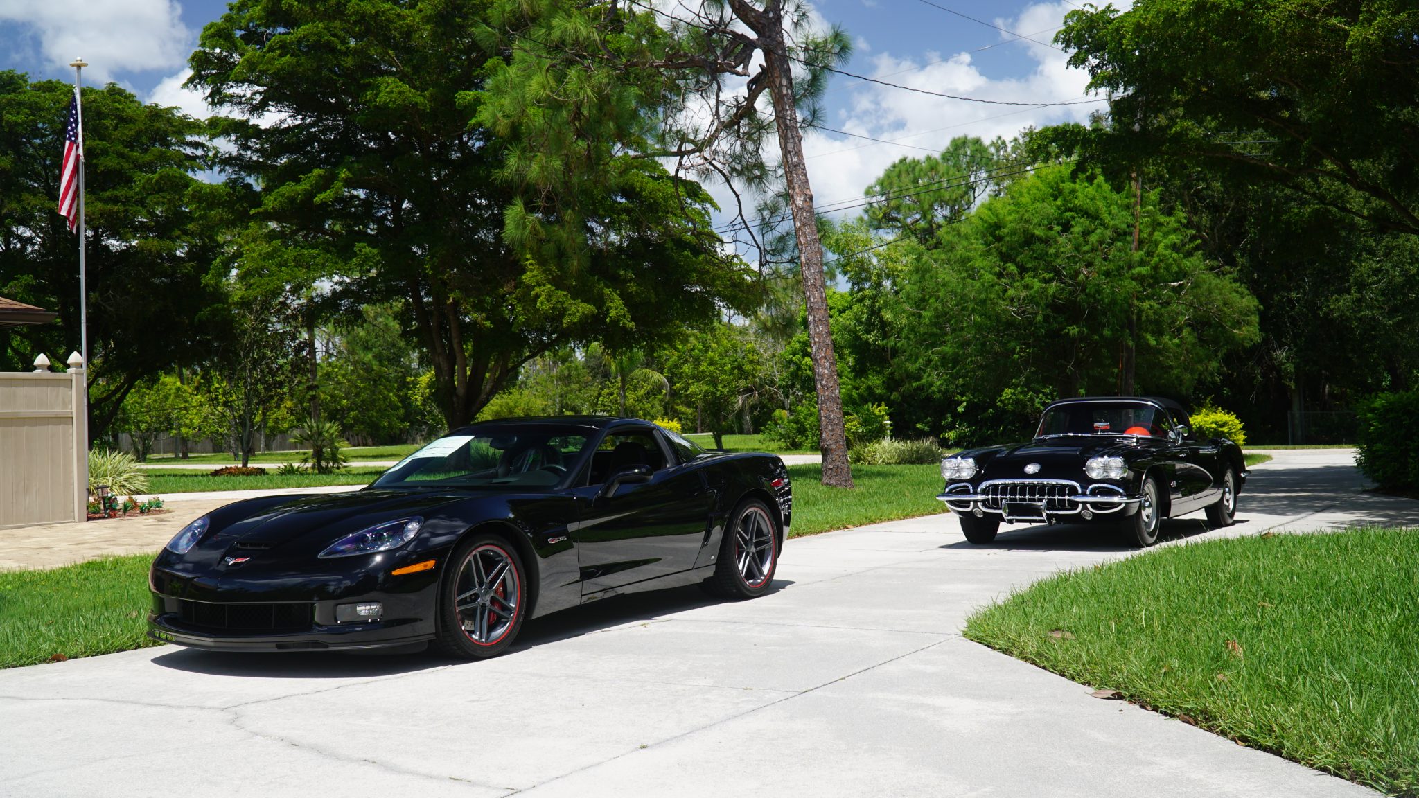 Chevrolet Corvette Fuelie 1958 & Corvette Z06 2008 zu verkaufen – Zwei Corvette-Ikonen