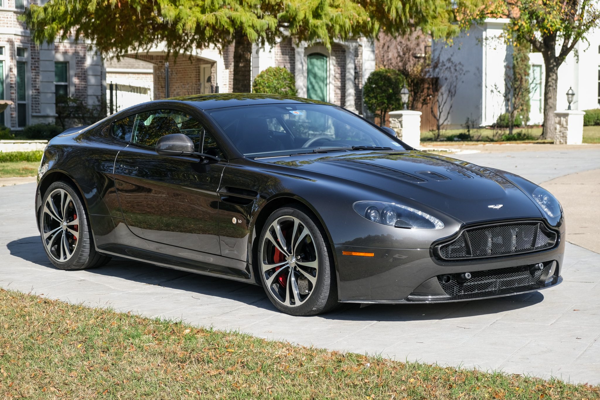 2015 Aston Martin V12 Vantage for Sale – Quantum Silver V12 S