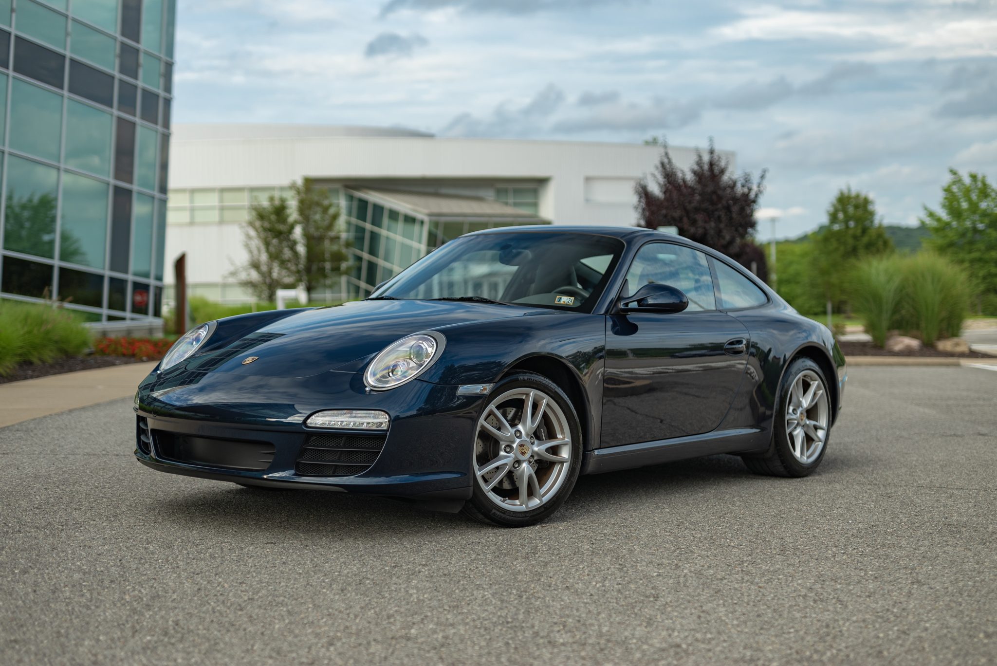 2011 Porsche 997 911 (Non-Turbo/GT2/GT3) zu verkaufen – Dunkelblauer Carrera mit Handschaltung
