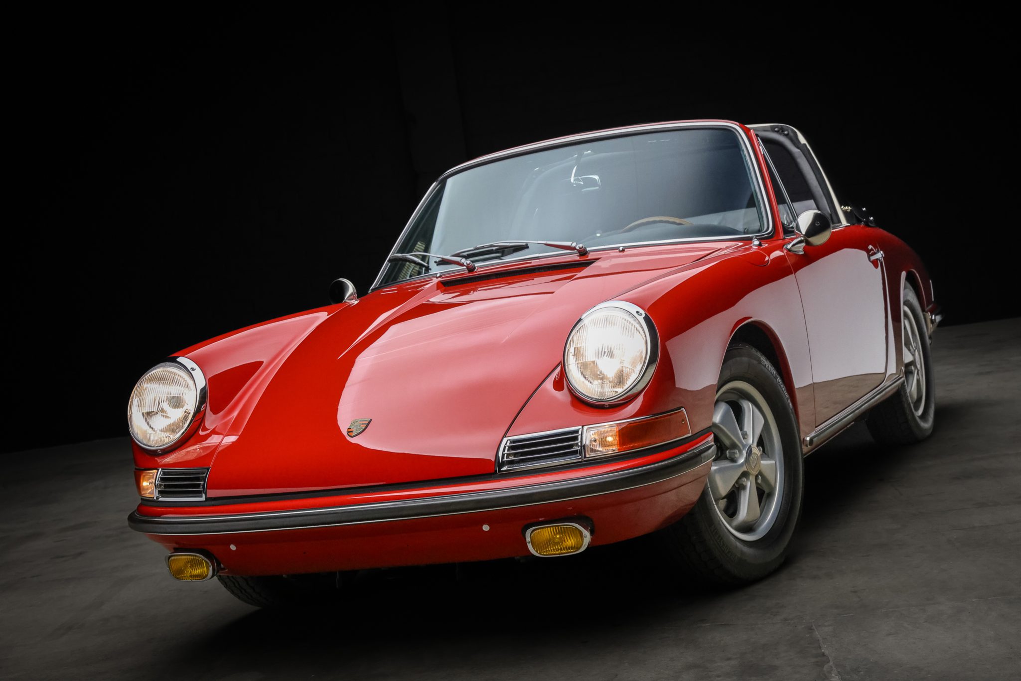 1967 Porsche SWB 911 (1965-1968) for Sale – Polo Red Soft-Window Targa