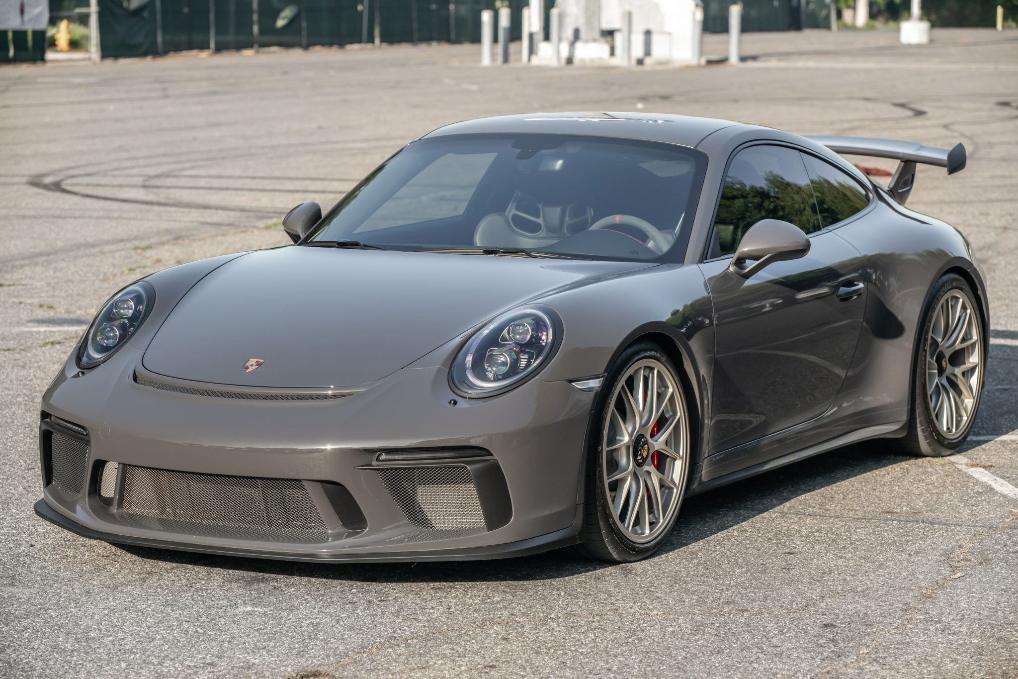 2018 Porsche 991 GT3 zu verkaufen – Handschalter in Paint-to-Sample Grey Black