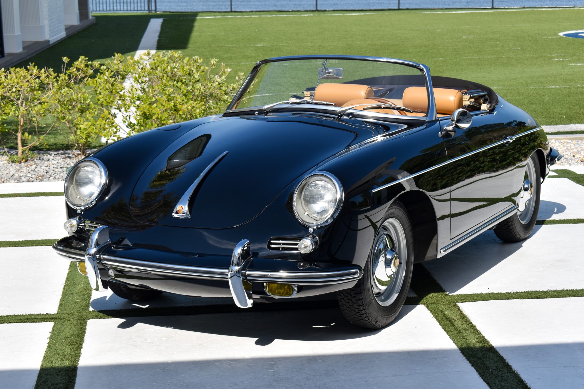 1962 Porsche 356B for Sale – Black Cabriolet with 1.6-Liter Flat-Four
