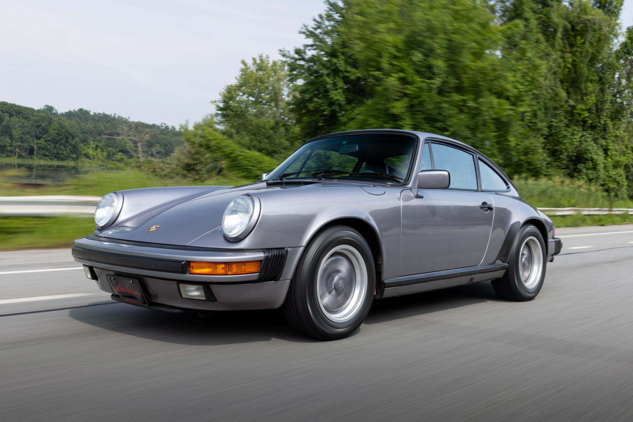 1988 Porsche 911 Carrera 3.2 zu verkaufen – Diamond Blue Commemorative Coupé