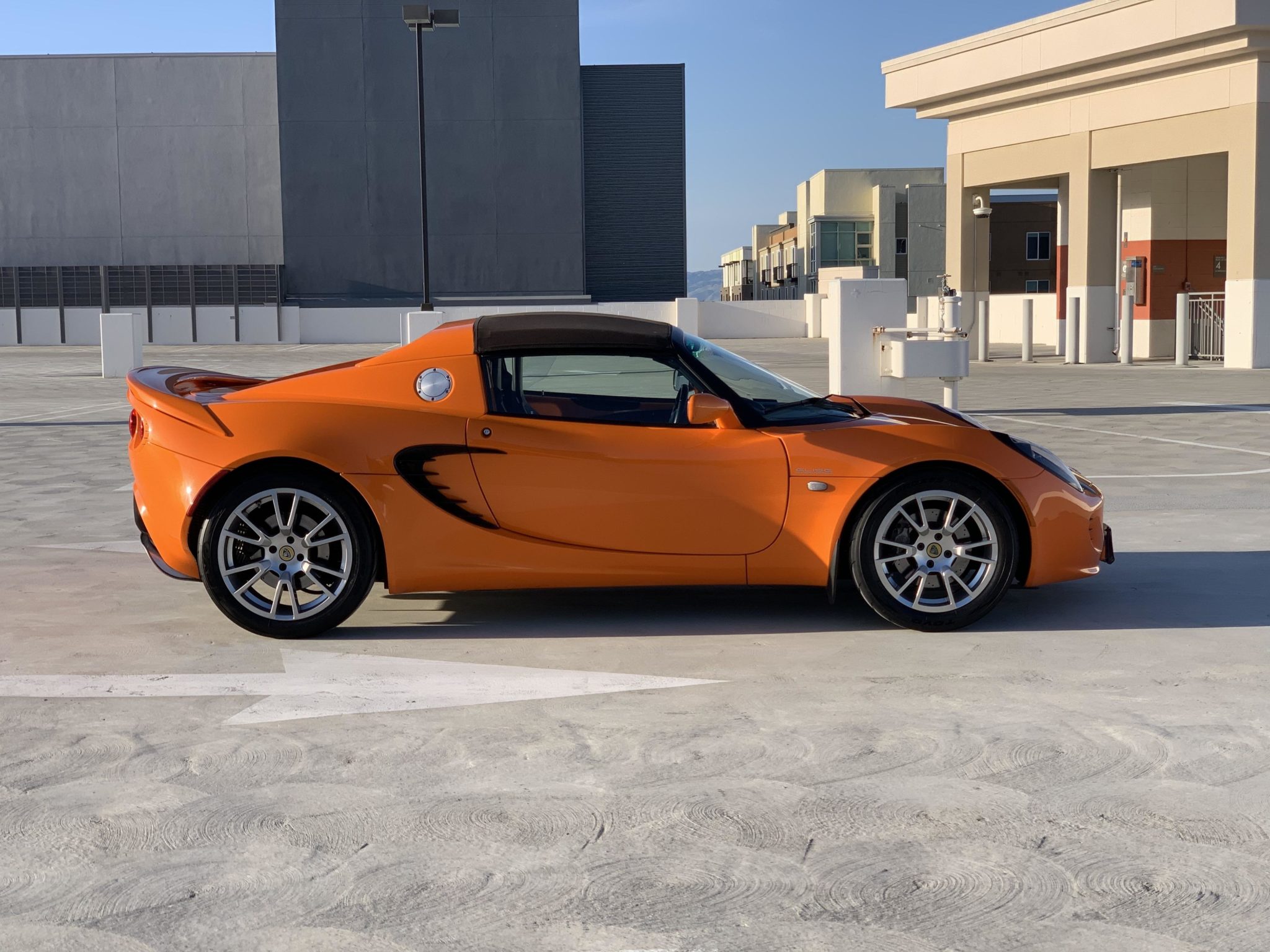 2008 Lotus Elise for Sale – Chrome Orange Supercharged Six-Speed Sports Car