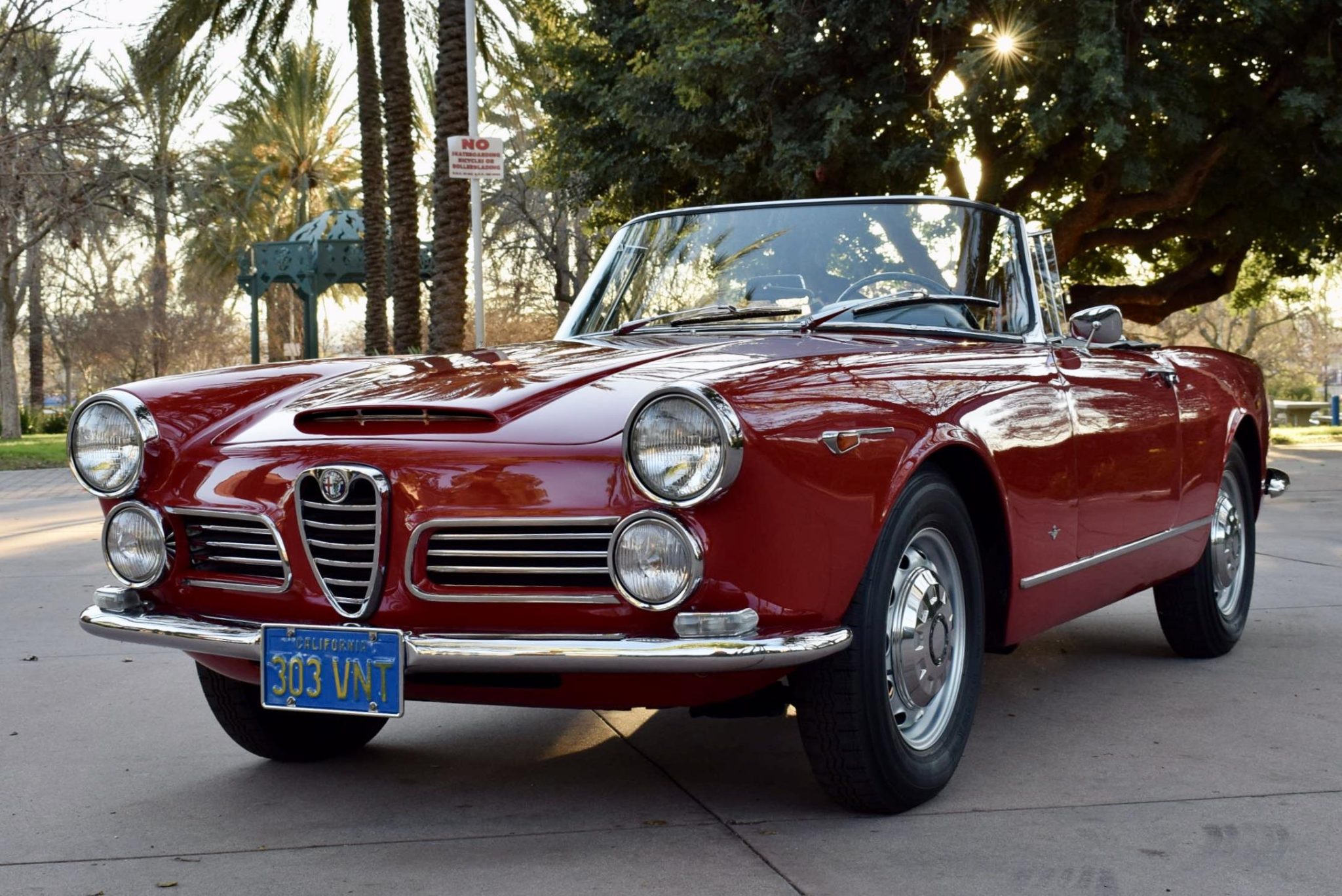 Alfa Romeo 106-Series 2600 1964 à vendre – Spider rouge à trois carburateurs