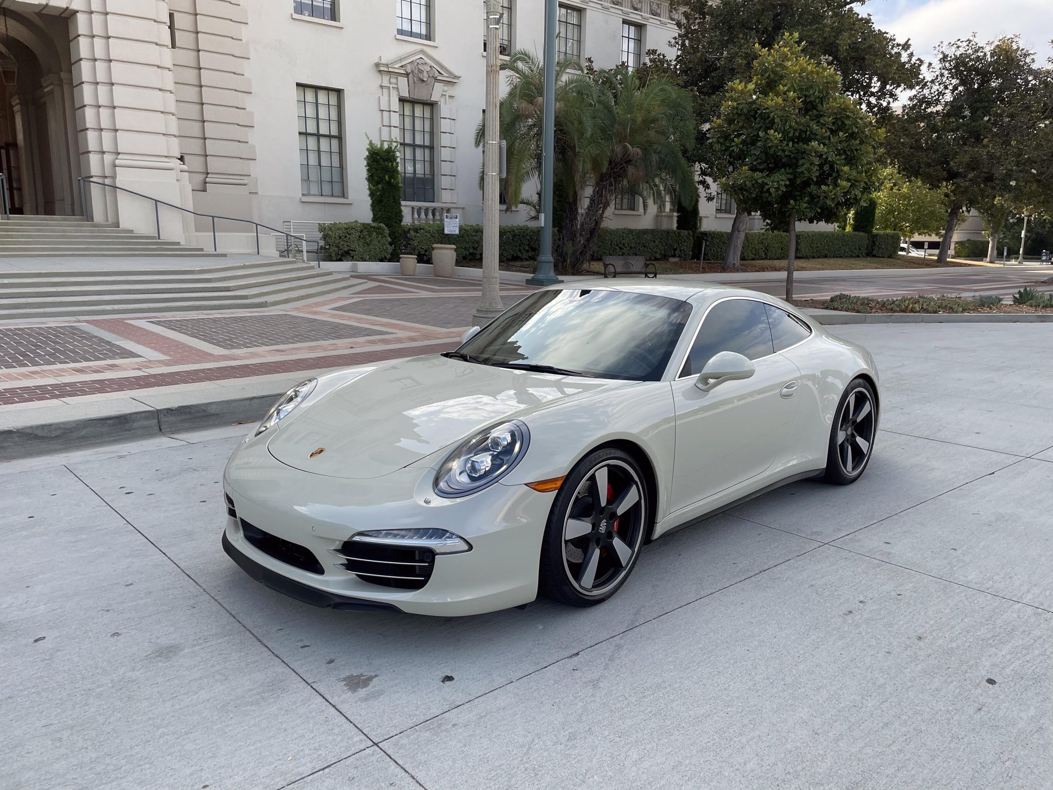 2014 Porsche 991 911 (Non-Turbo/GT2/GT3) for Sale – Geyser Gray X51 Seven-Speed Coupe