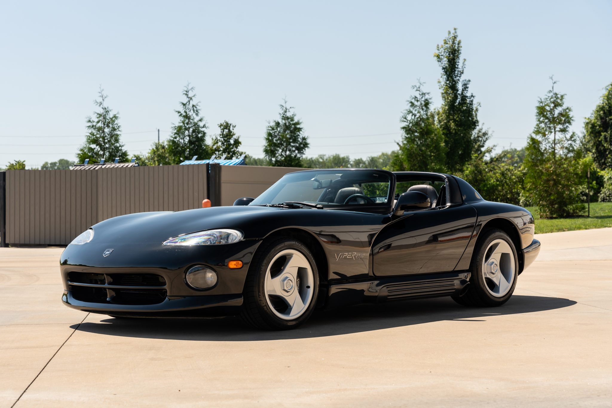 1995 Dodge Viper SR I (1992-1995) for Sale – Viper Black V10 Six-Speed RT/10