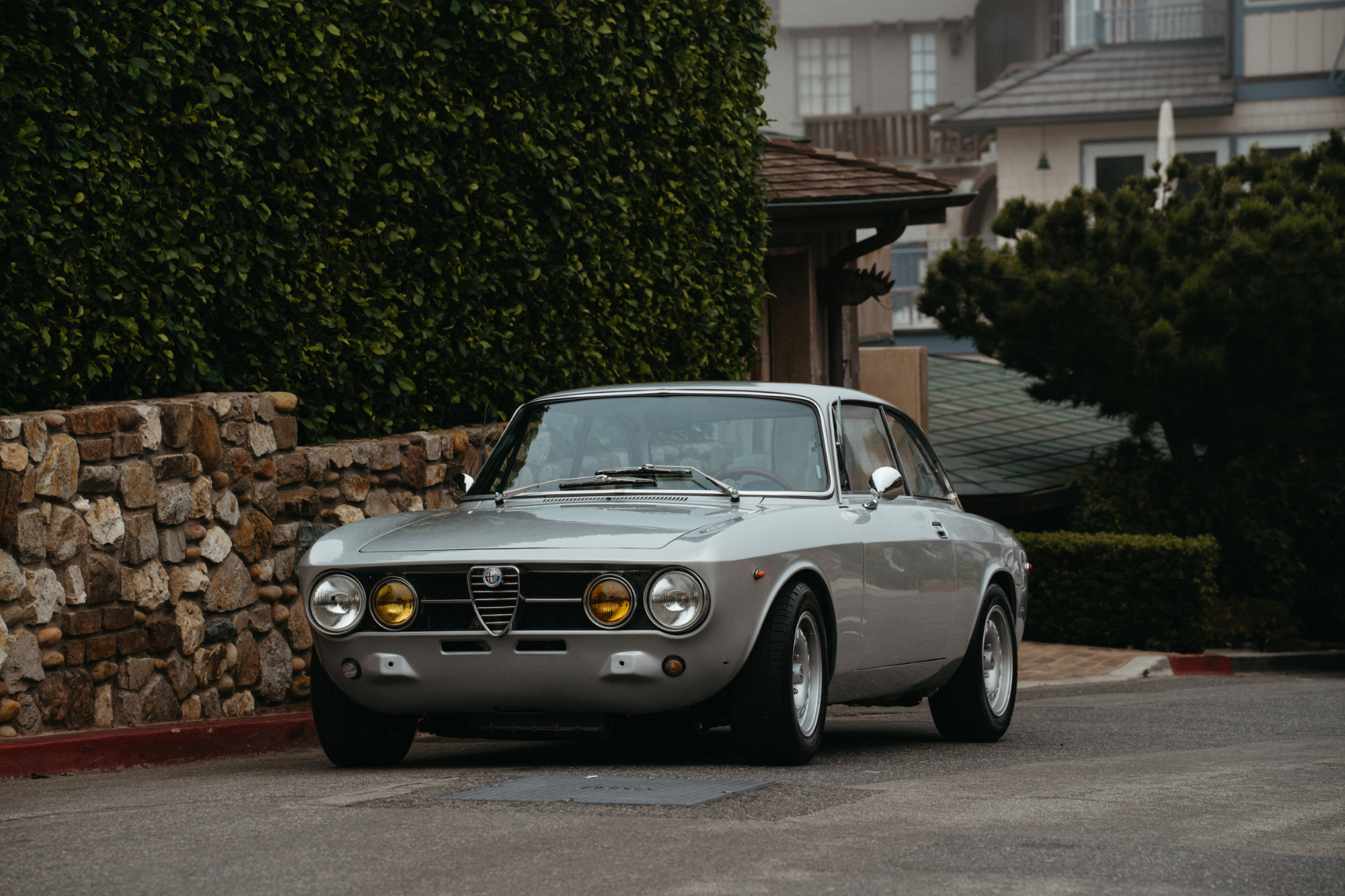 1969 Alfa Romeo 105/115 Series Coupe for Sale – Silver Twin-Cam Five-Speed Classic
