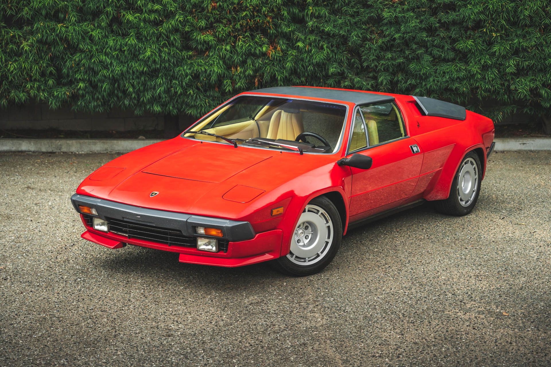 Lamborghini Jalpa 1984 à vendre – Targa rouge à V8 3,5 litres et boîte cinq rapports
