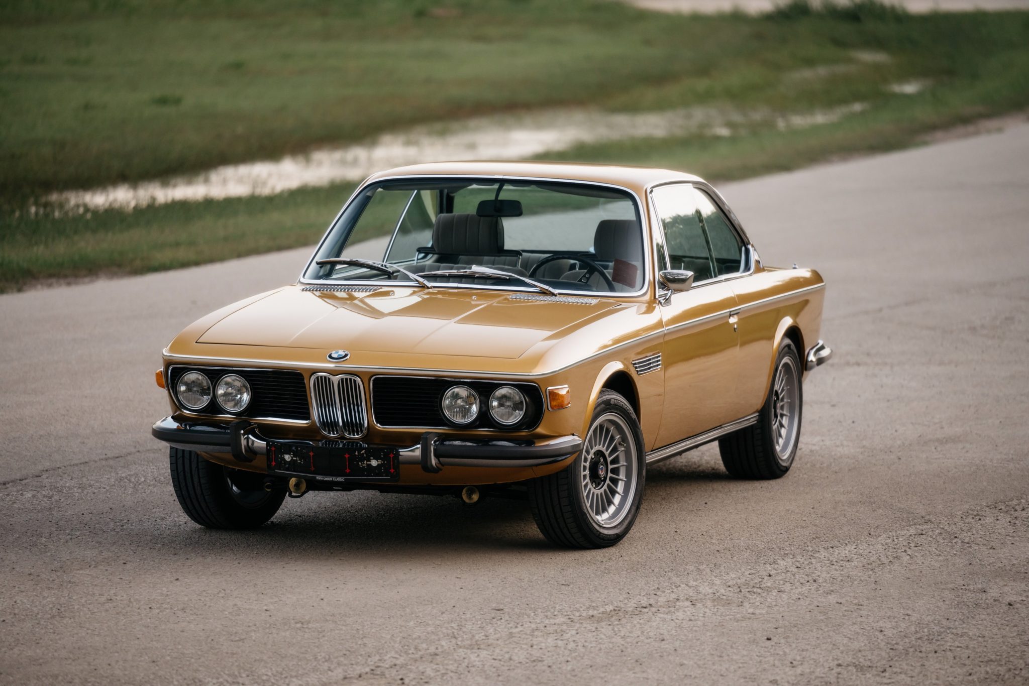 1972 BMW E9 Coupe for Sale – Gold Fuel-Injected 3.0L Five-Speed Classic