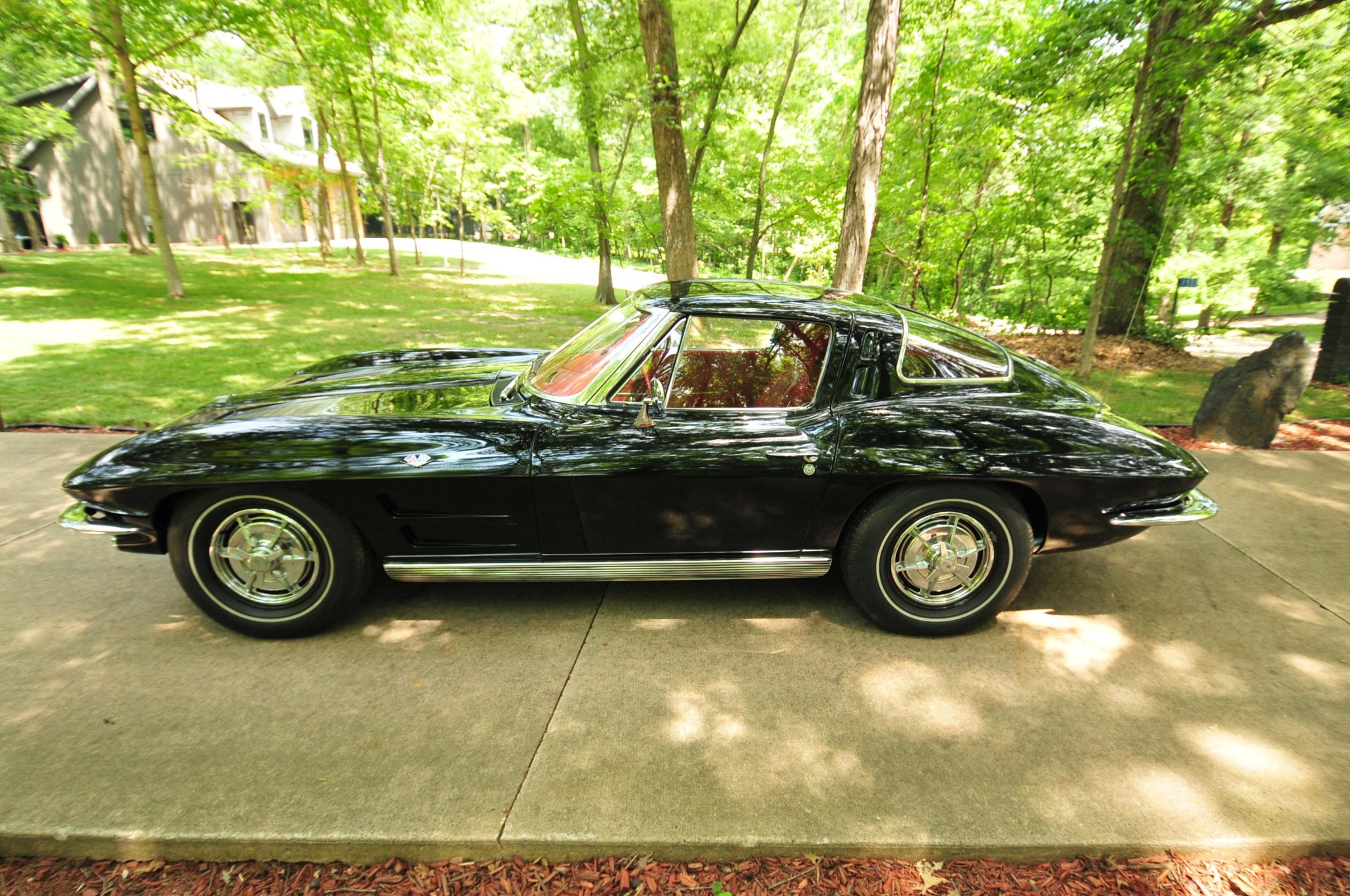 1963 Chevrolet Corvette C2 zu verkaufen – Schwarzes Coupé mit 327ci-L76-V8 und Vierganggetriebe