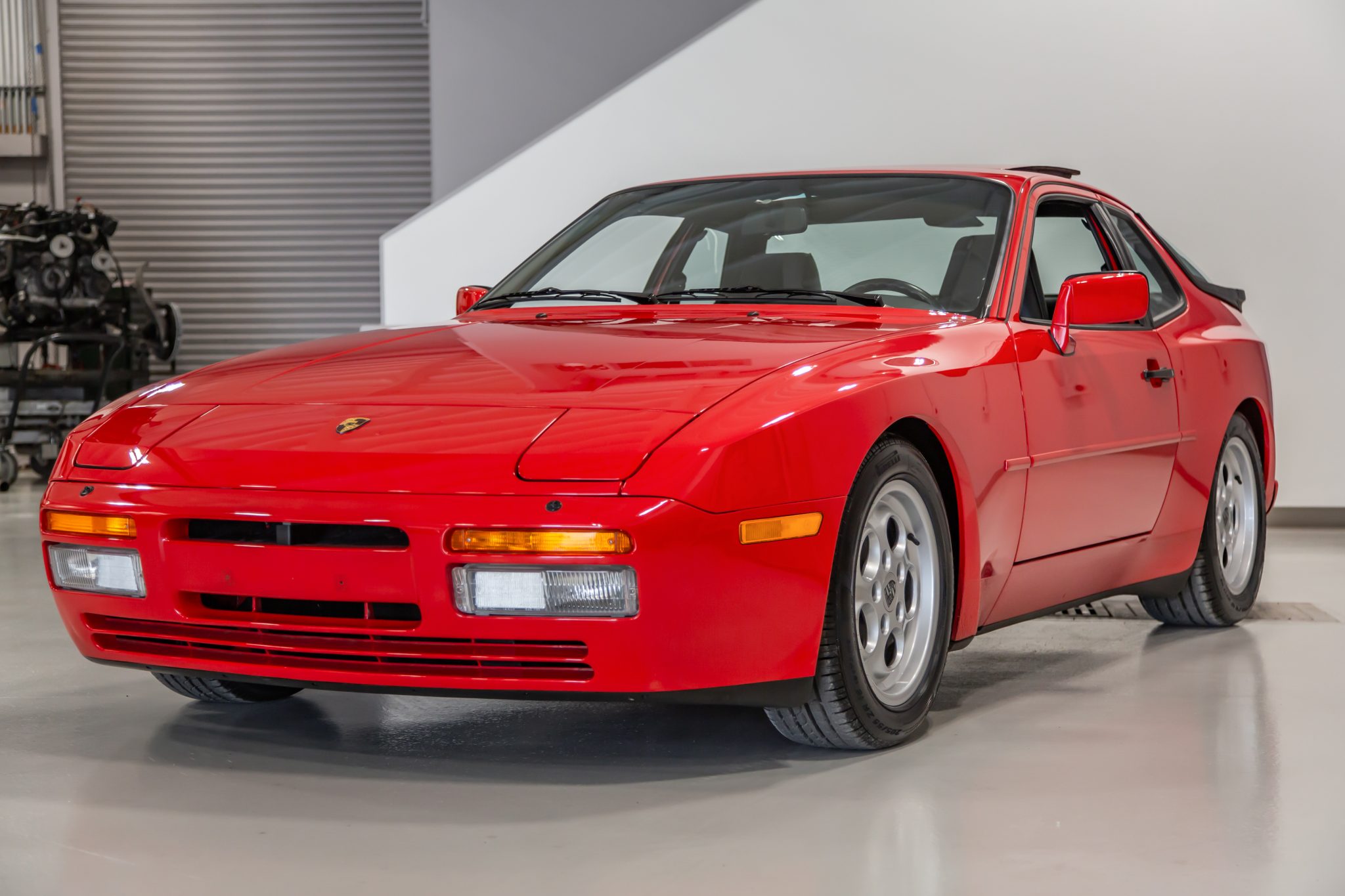 1986 Porsche 944 Turbo for Sale – Guards Red 2.5L Turbo Five-Speed Coupe