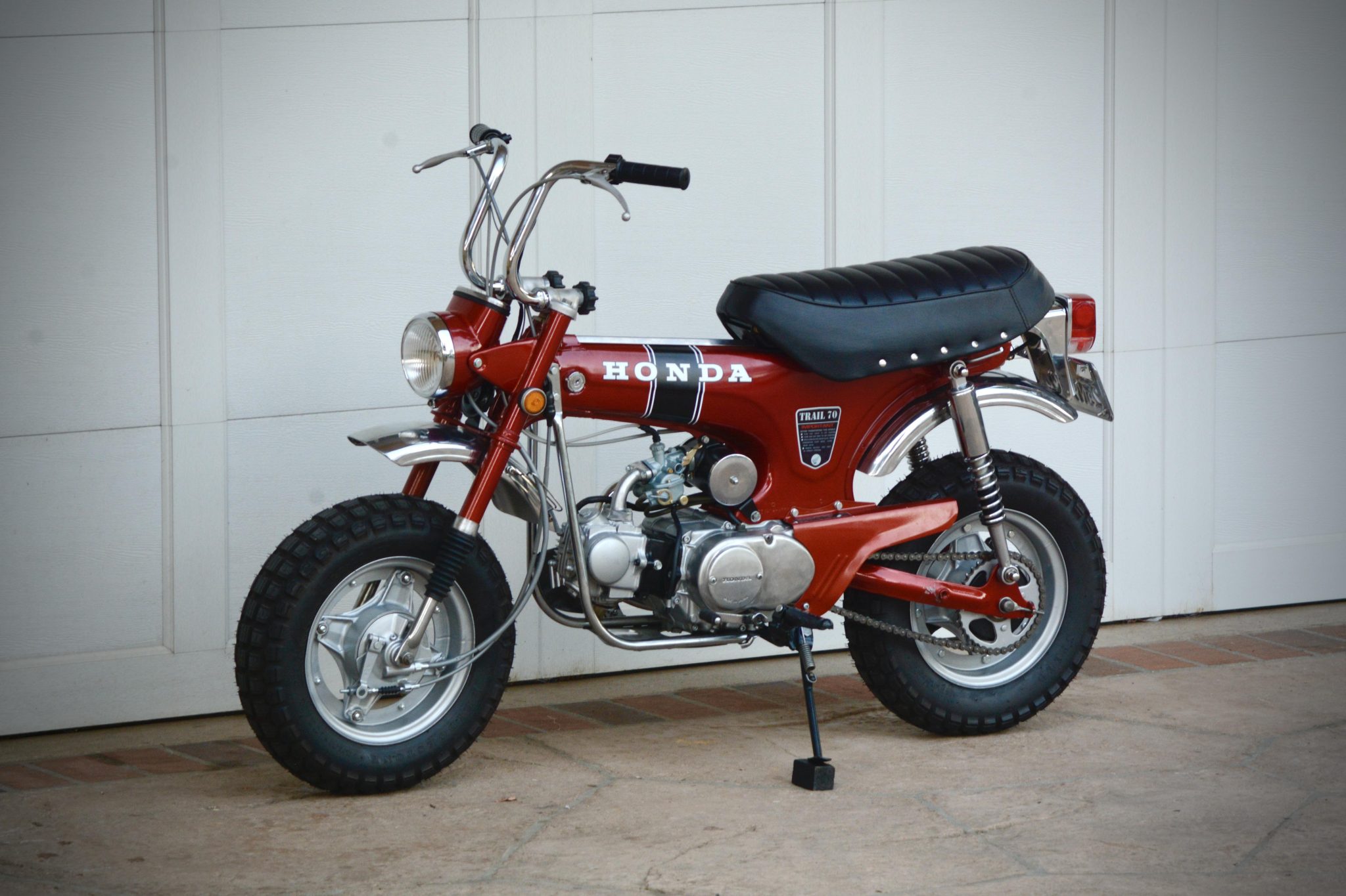 Honda CT70 1971 à vendre – Mini-moto Candy Ruby Red de 72 cm³