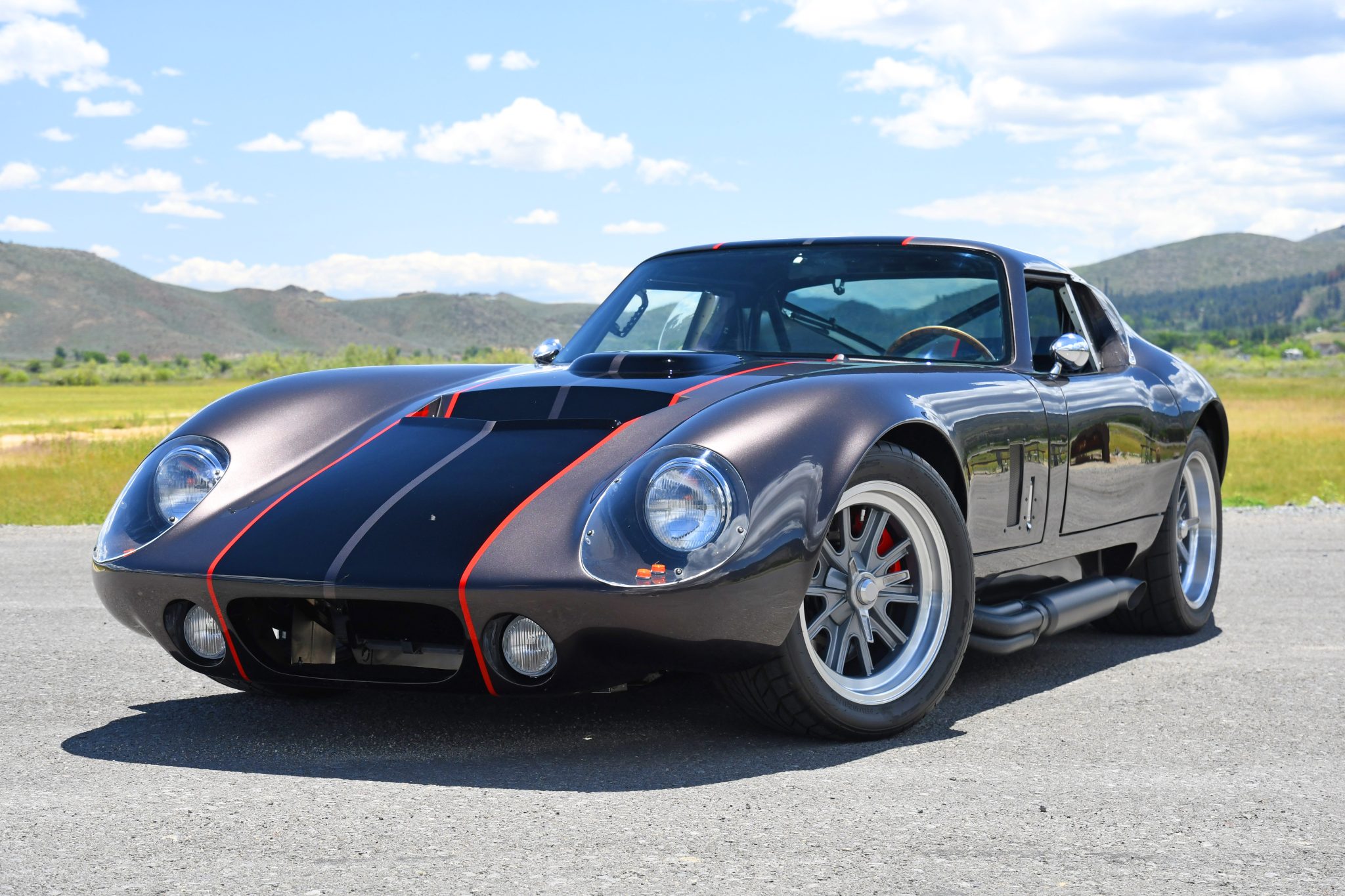 Coyote-Powered Factory Five Racing Type 65 Coupe zu verkaufen – Graues V8-Replika mit Fünfganggetriebe
