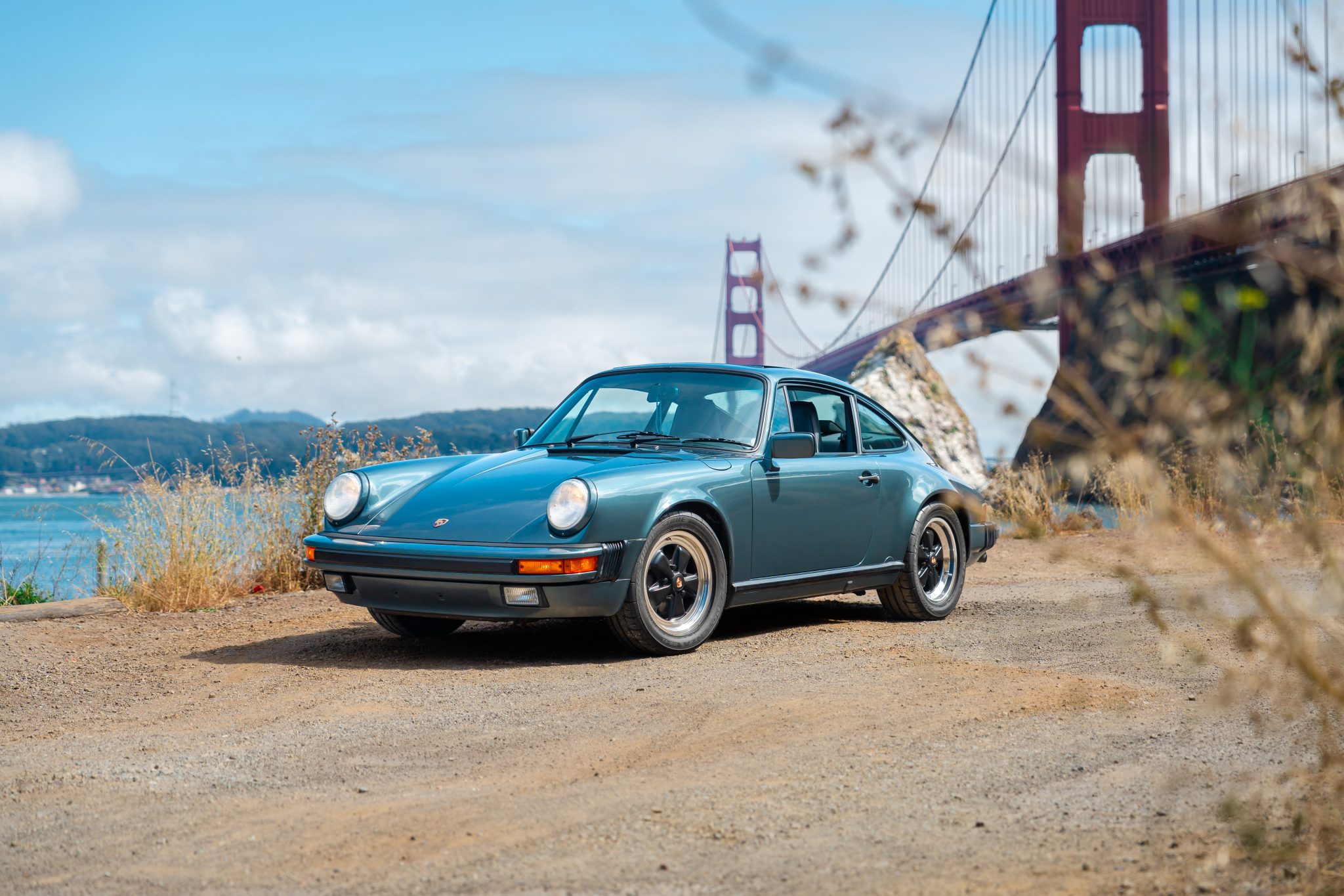 1987 Porsche 911 Carrera 3.2 zu verkaufen – Metallic-Blue-Coupé mit G50-Fünfganggetriebe