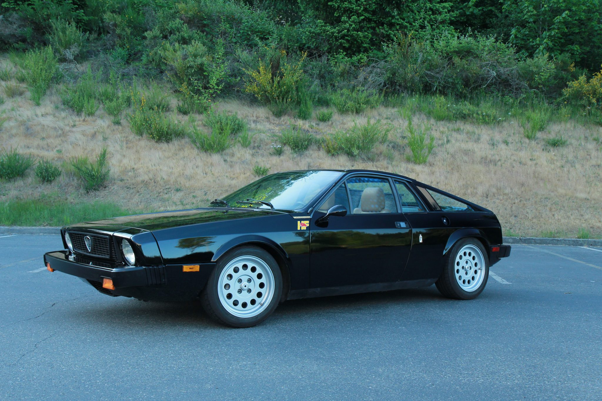 Lancia Scorpion / Montecarlo 1977 à vendre – Sportive italienne noire à moteur central