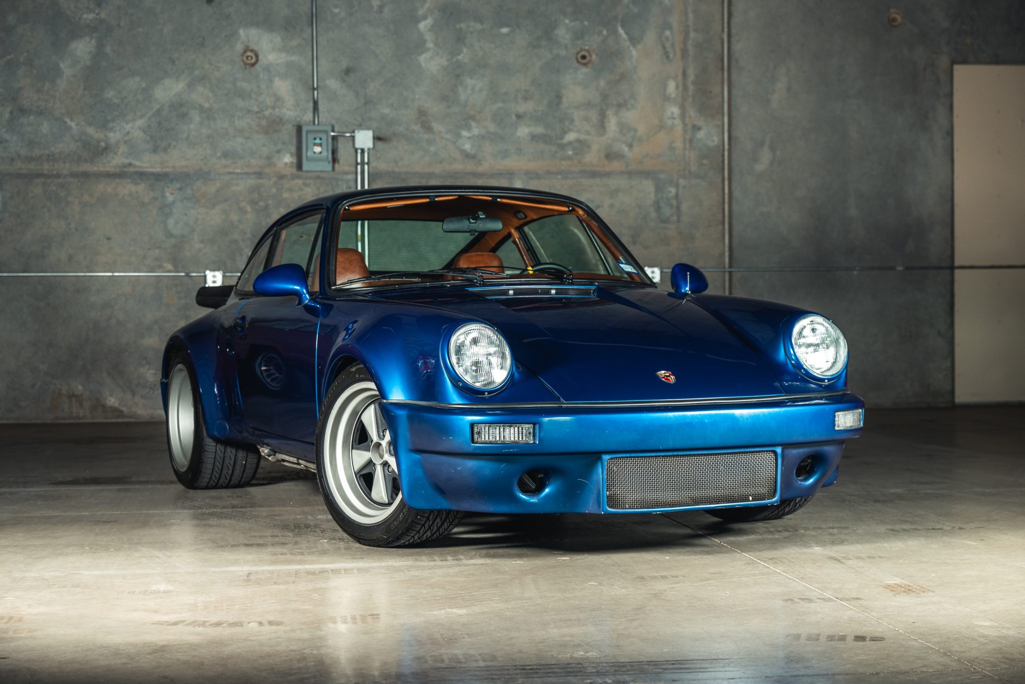 Porsche 911 1975 (1974-1977) à vendre – Coupé bleu à flat-six 3,2 litres twin-plug